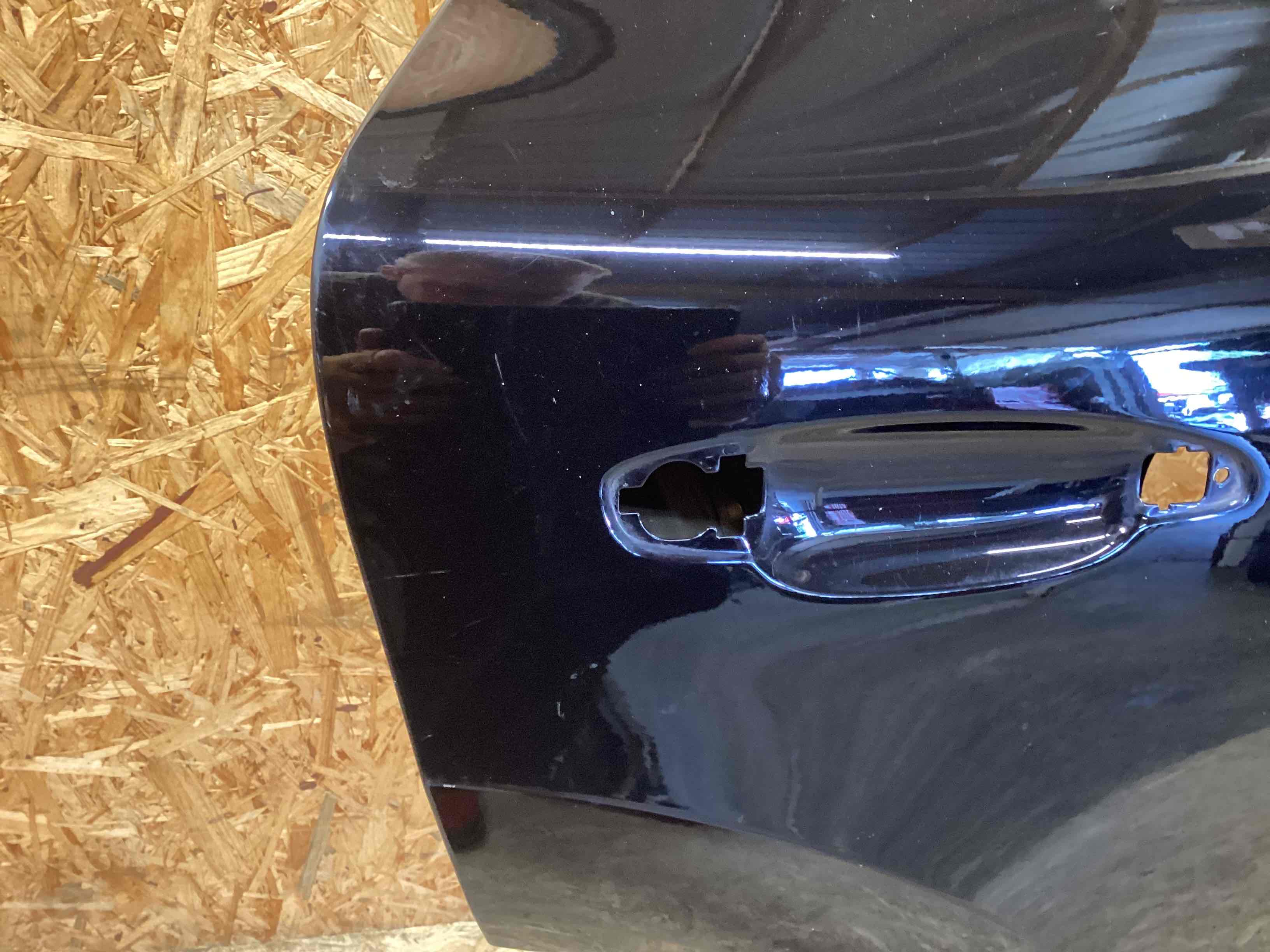 Двері задні праві Porsche Cayenne 020926-101