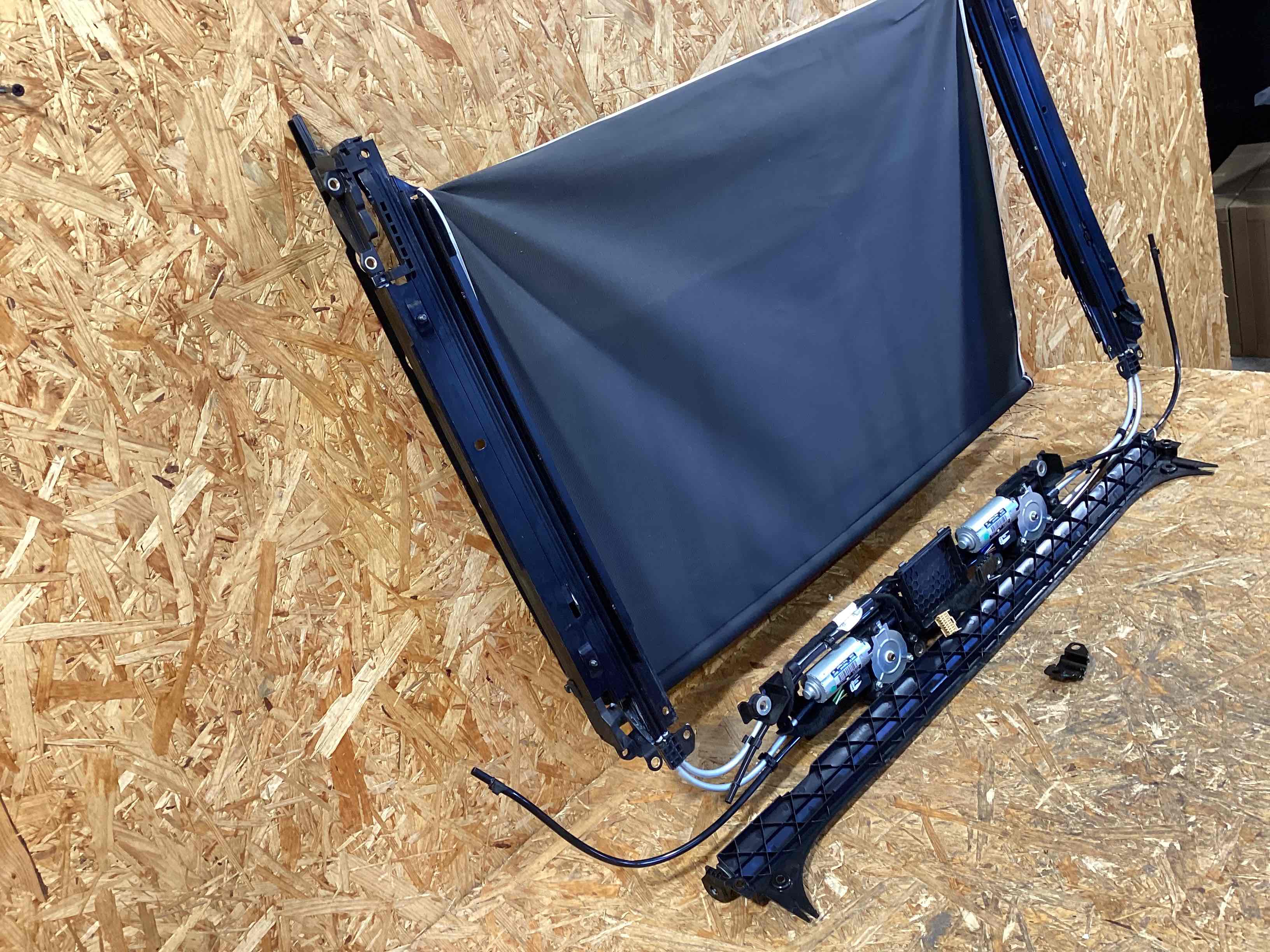 Люк (разное) Porsche Panamera 030326-101