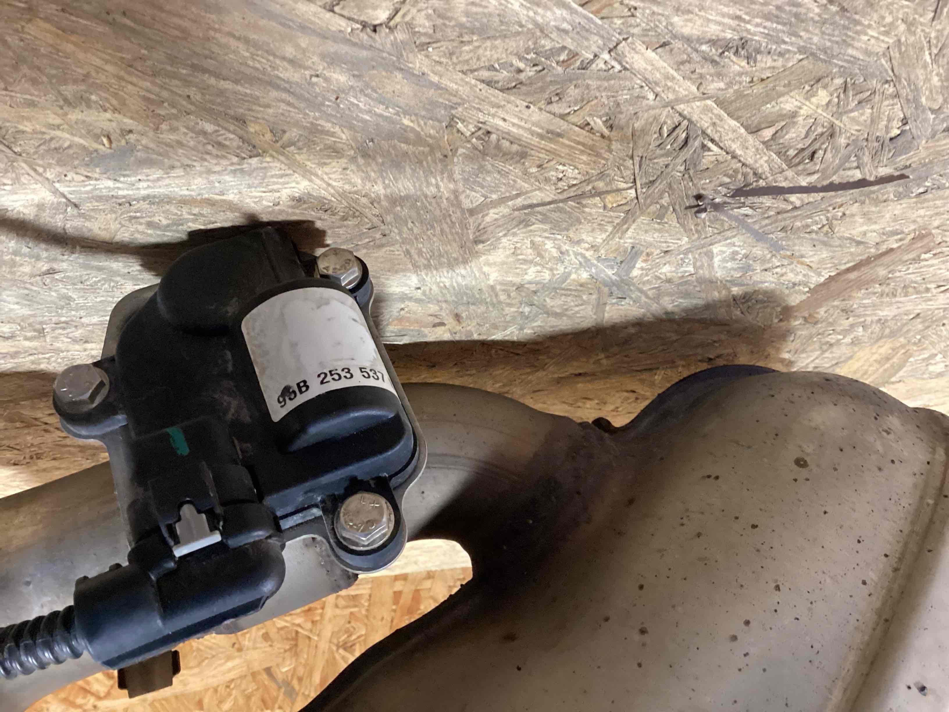 Глушитель Porsche Macan 030326-102