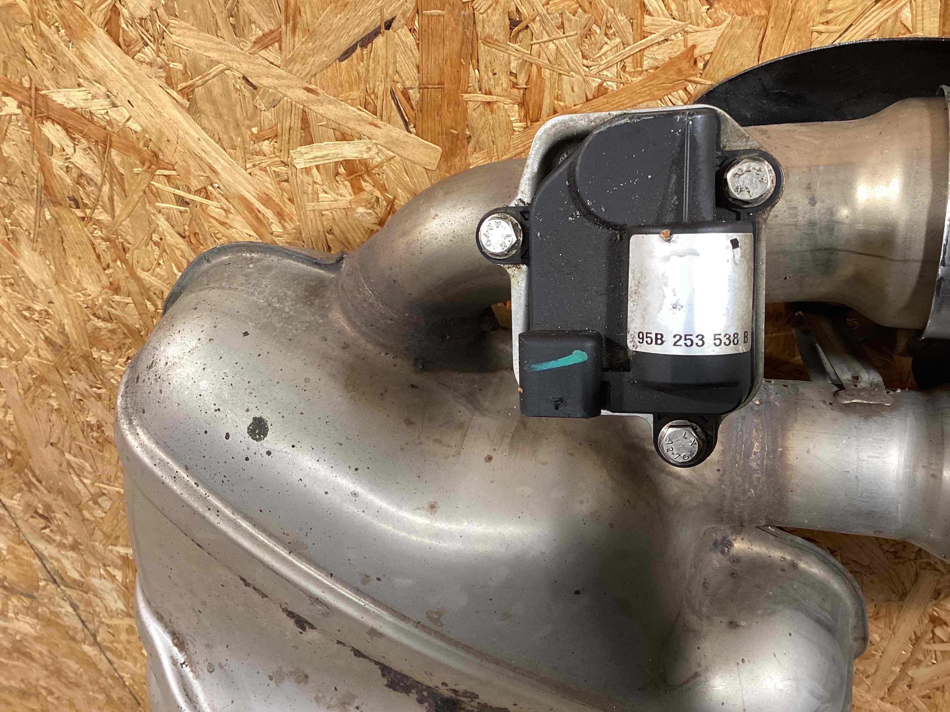 Глушитель Porsche Macan 030326-102