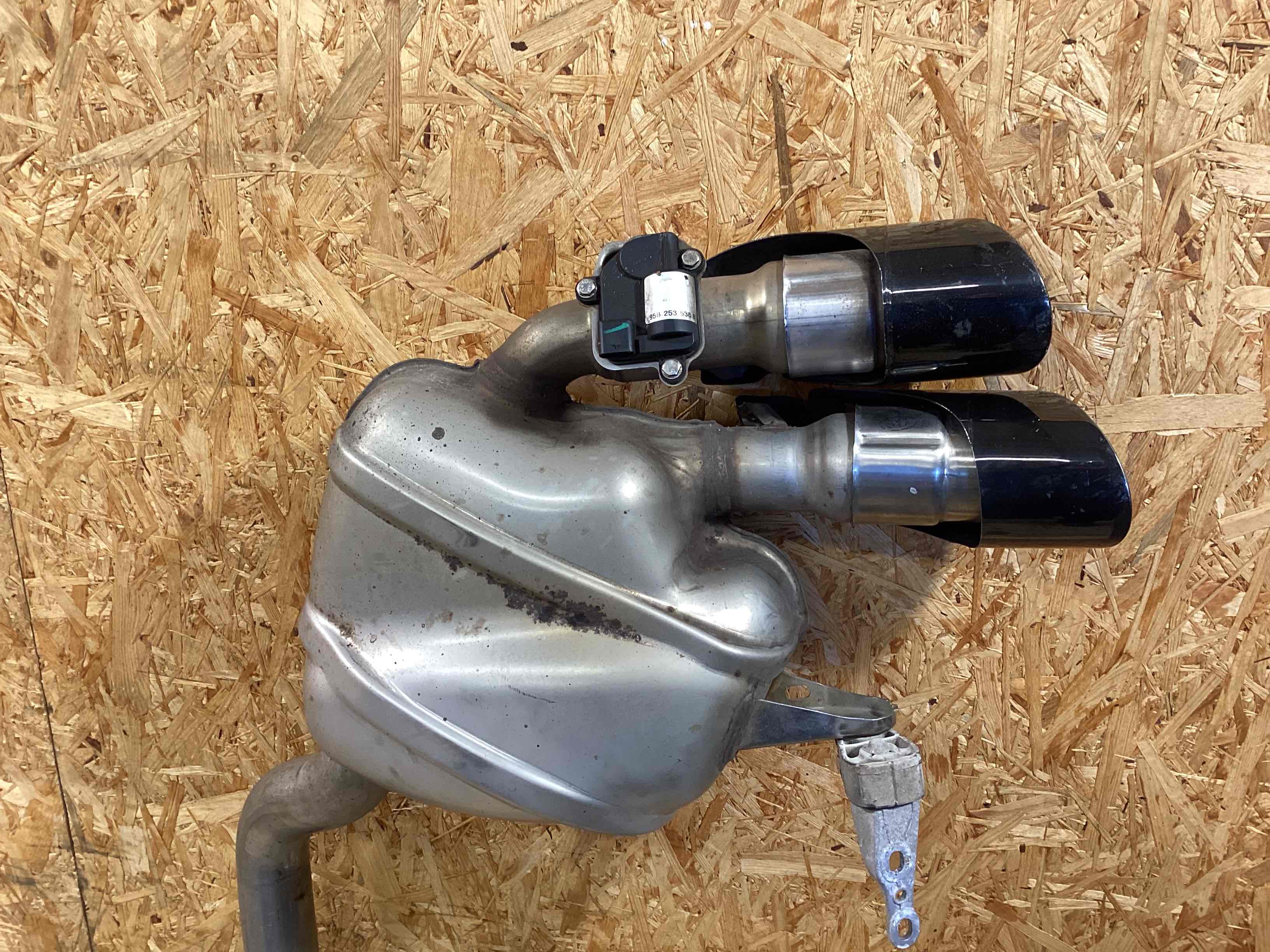 Глушитель Porsche Macan 030326-102