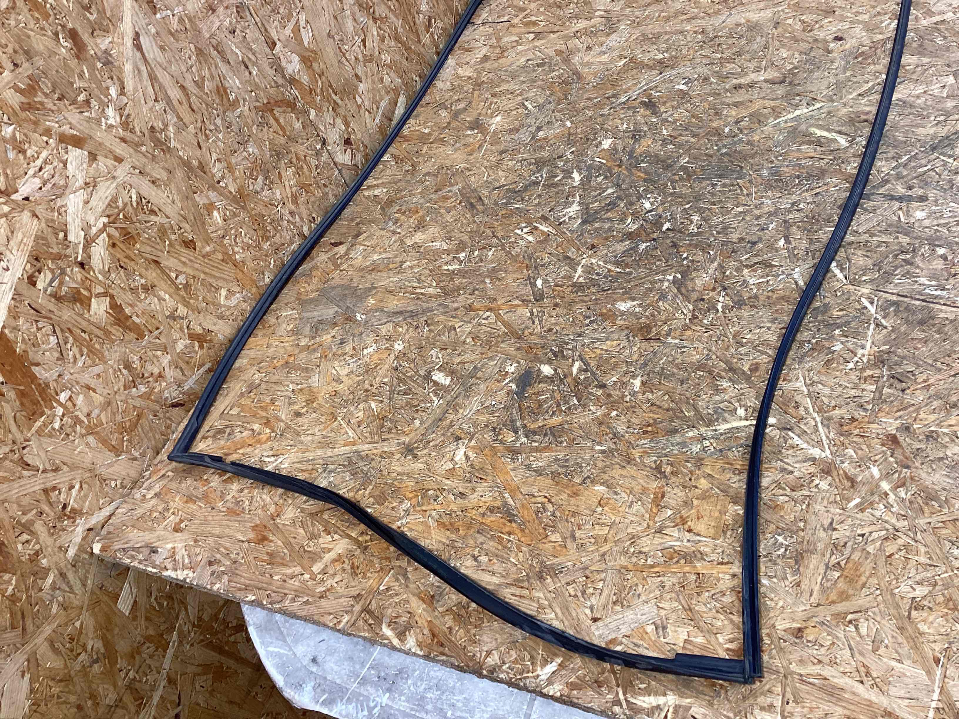 Уплотнитель, хомут Porsche Panamera 030326-108