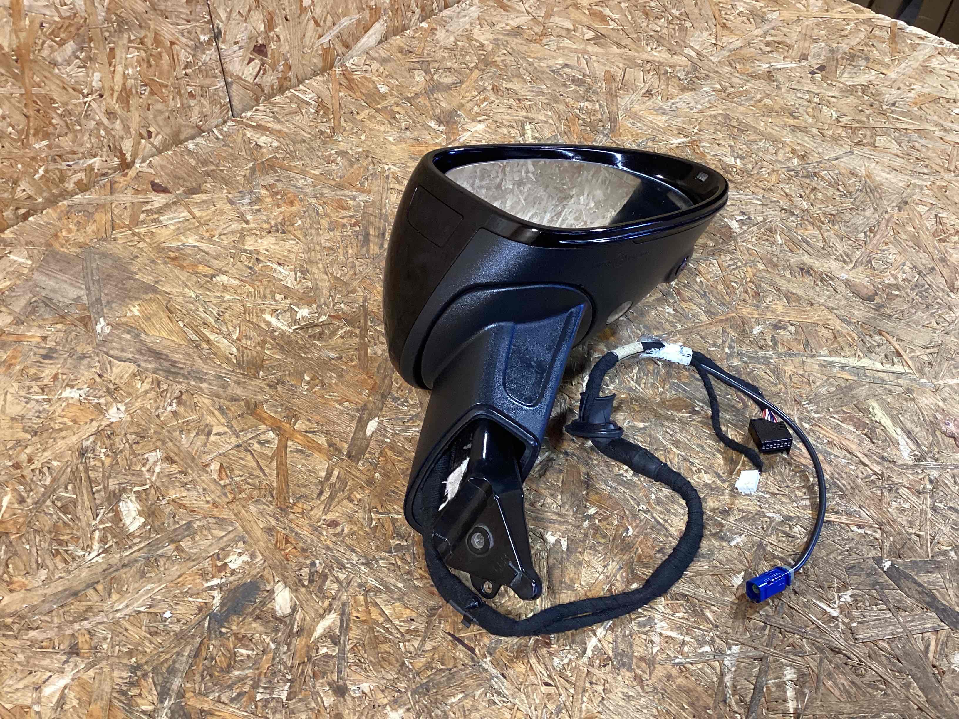 Зеркало наружное правое, корпус, накладка, крепление, др. Porsche Macan 030326-110