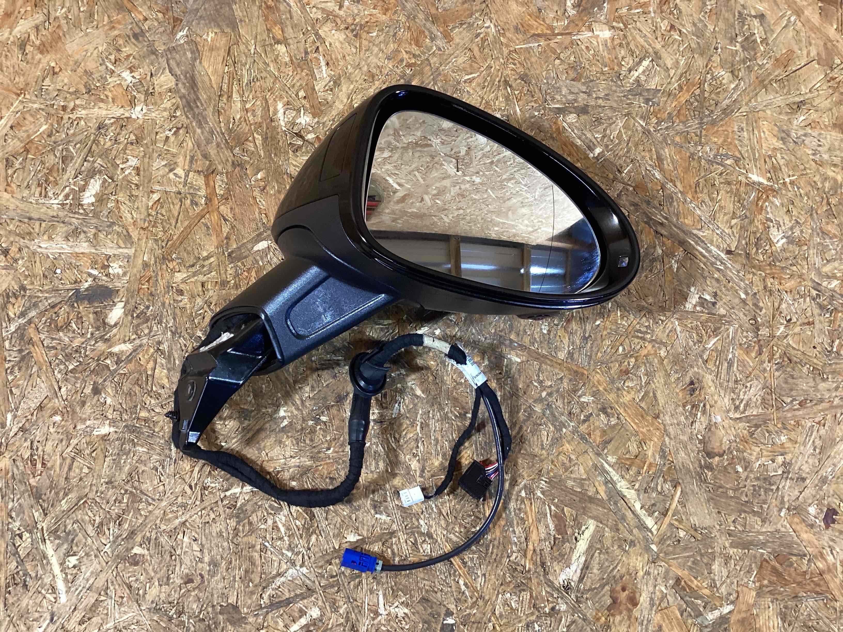 Зеркало наружное правое, корпус, накладка, крепление, др. Porsche Macan 030326-110