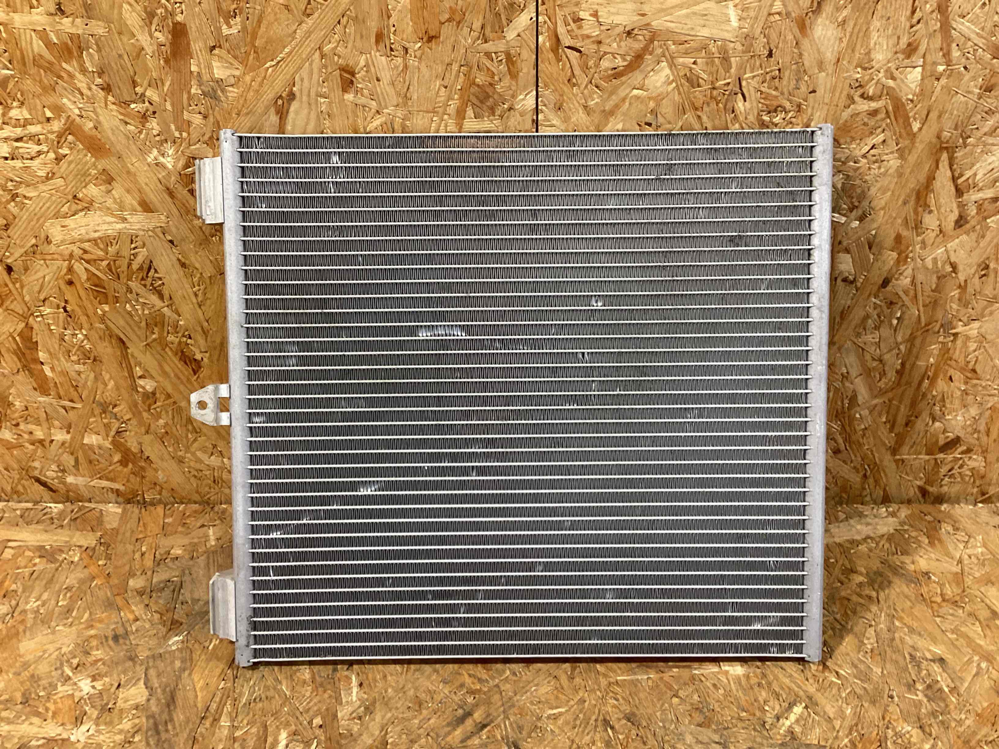 Радиатор кондиционера Porsche 911 030326-115