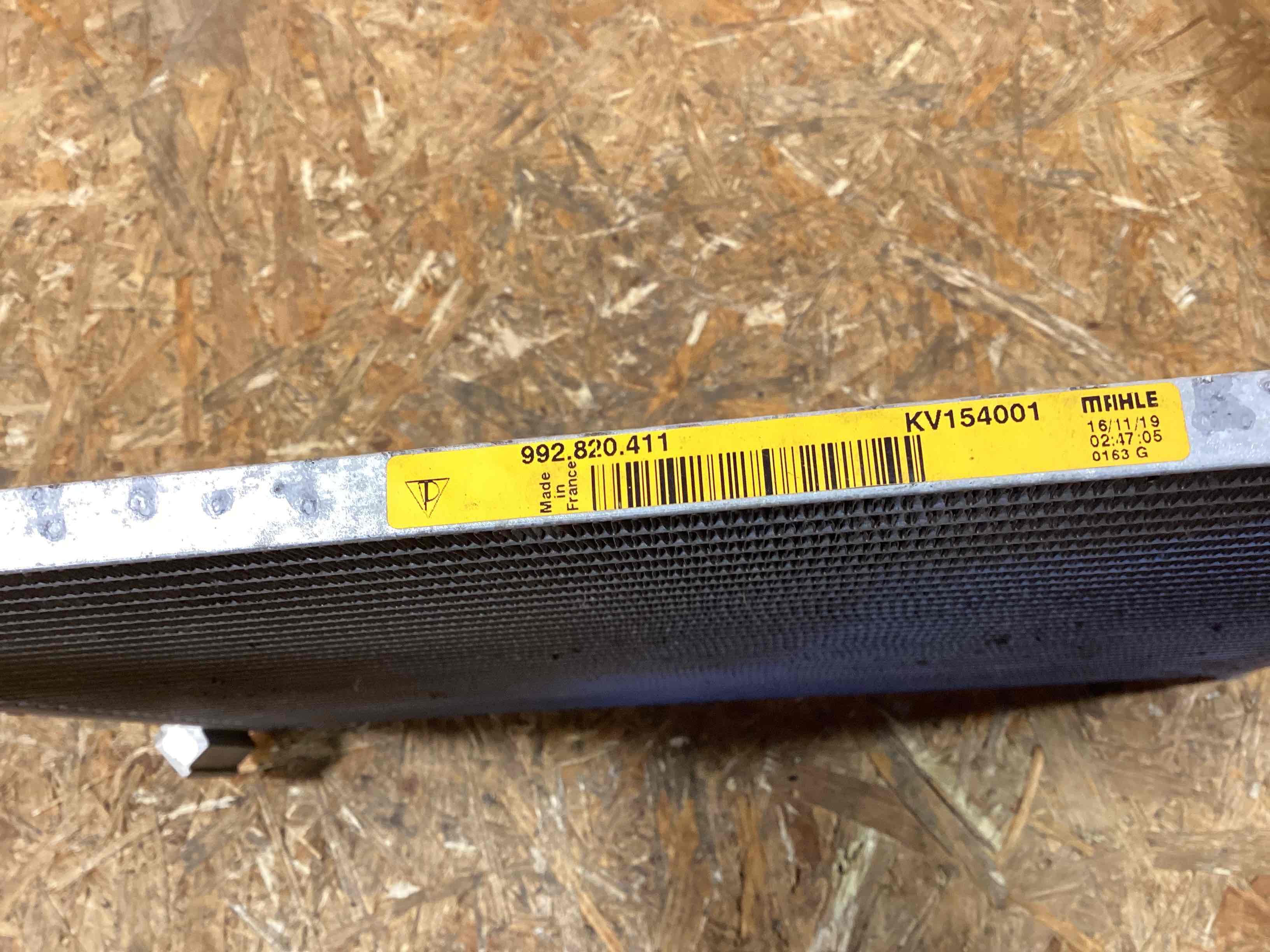 Радиатор кондиционера Porsche 911 030326-115