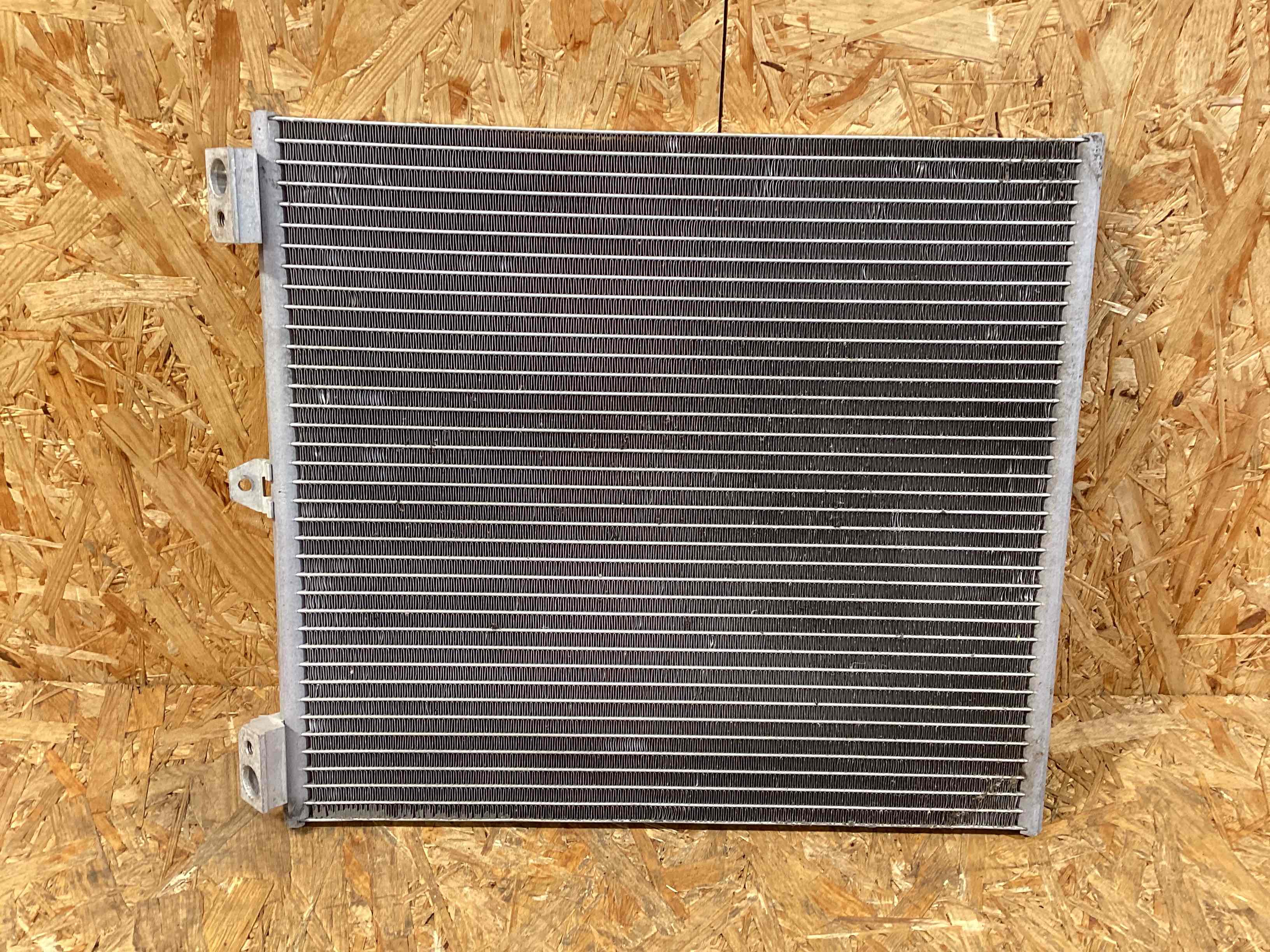 Радиатор кондиционера Porsche 911 030326-115