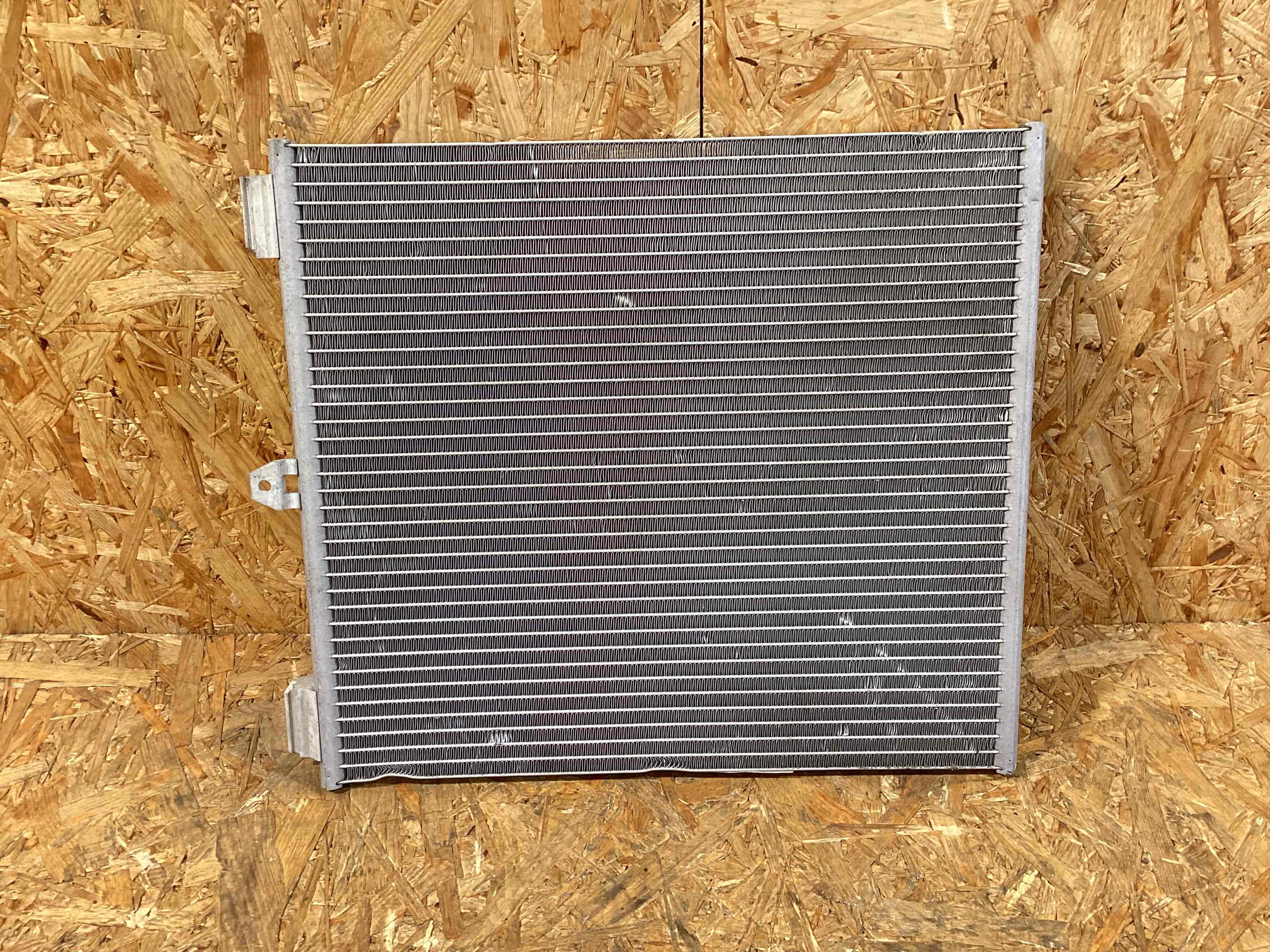 Радиатор кондиционера Porsche 911 030326-116