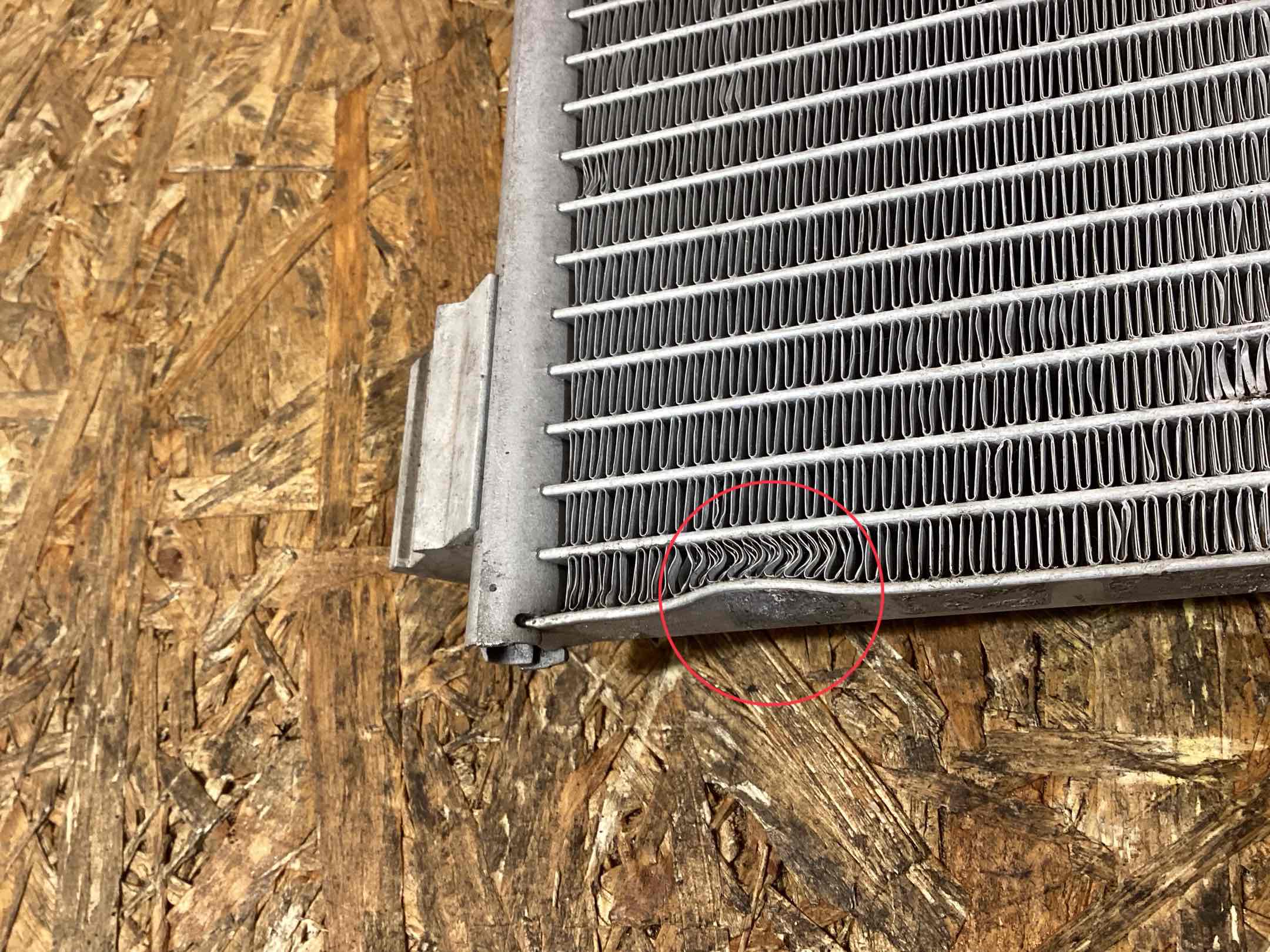 Радиатор кондиционера Porsche 911 030326-116