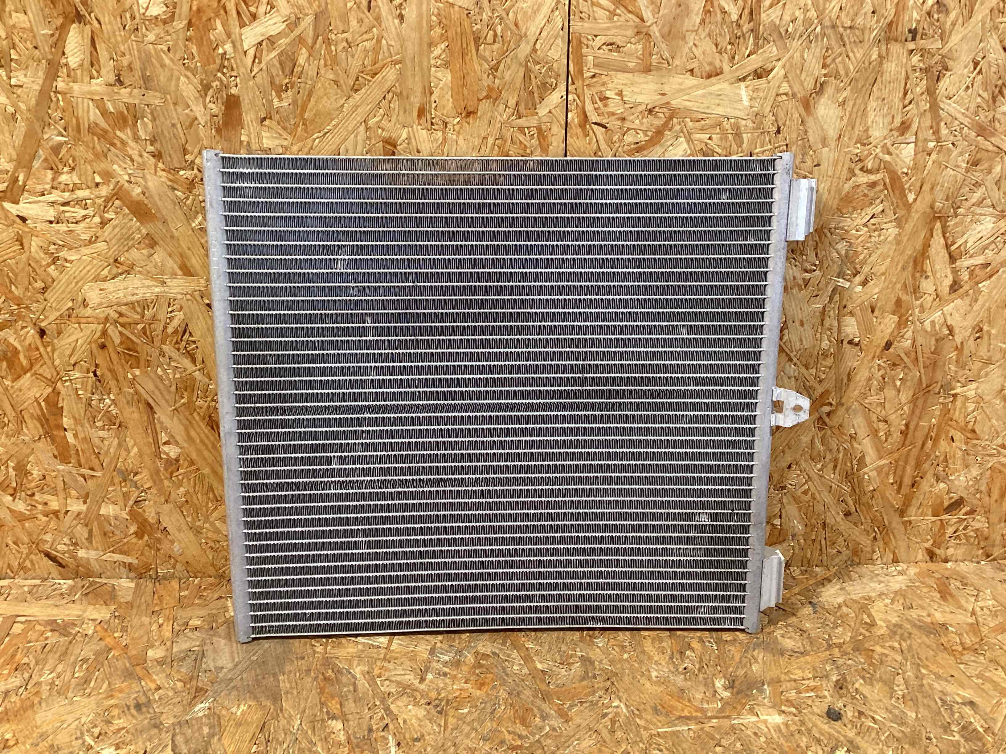 Радиатор кондиционера Porsche 911 030326-118