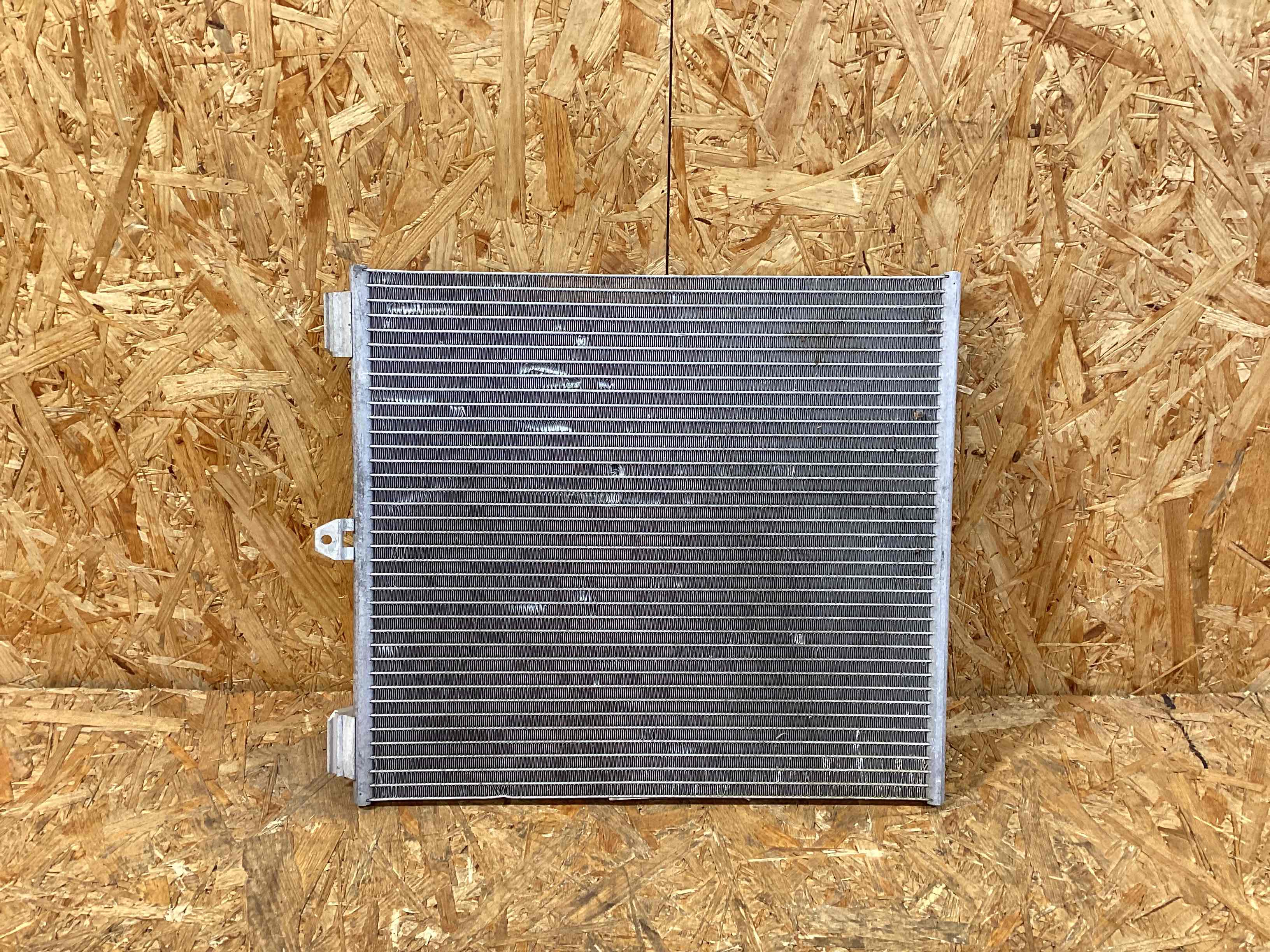 Радиатор кондиционера Porsche 911 030326-120