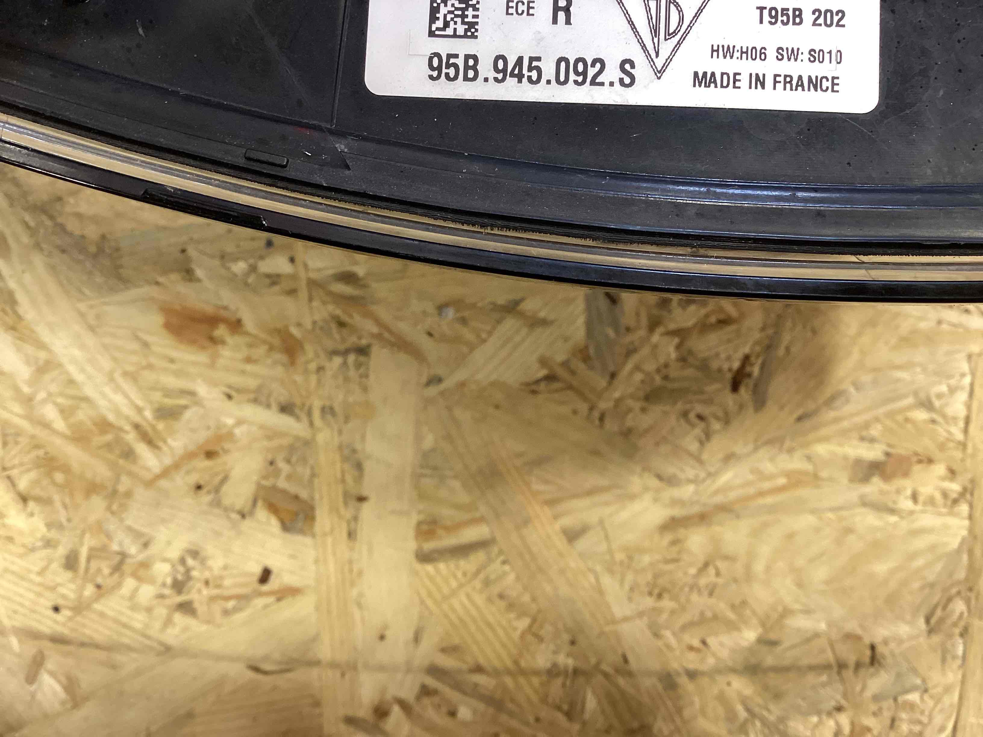 Крышка багажника, дверь багажника Porsche Macan 030426-102