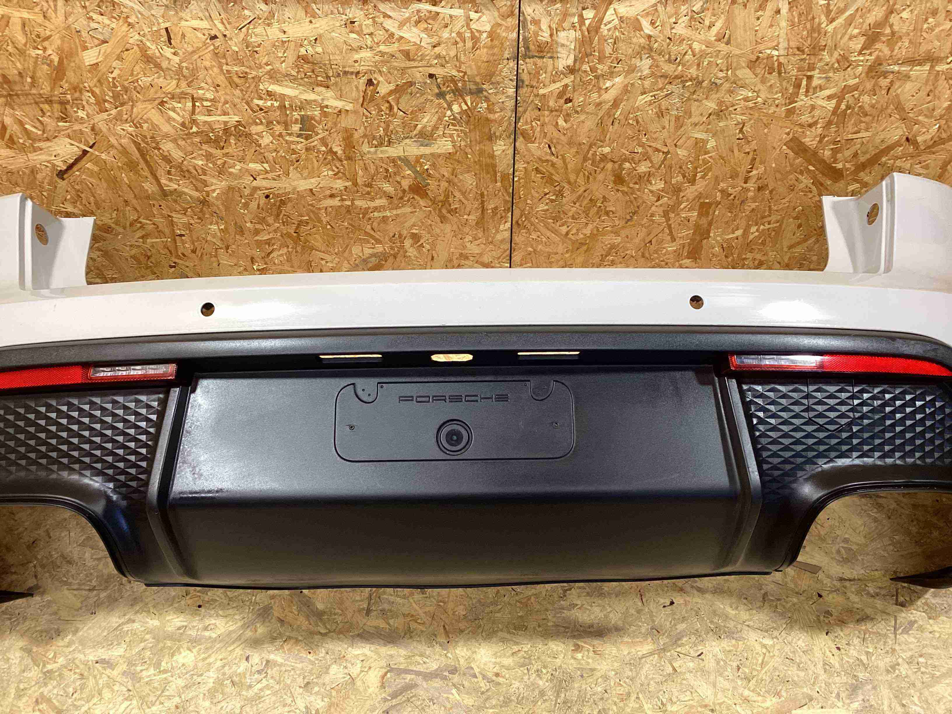 Крышка багажника, дверь багажника Porsche Macan 030426-102