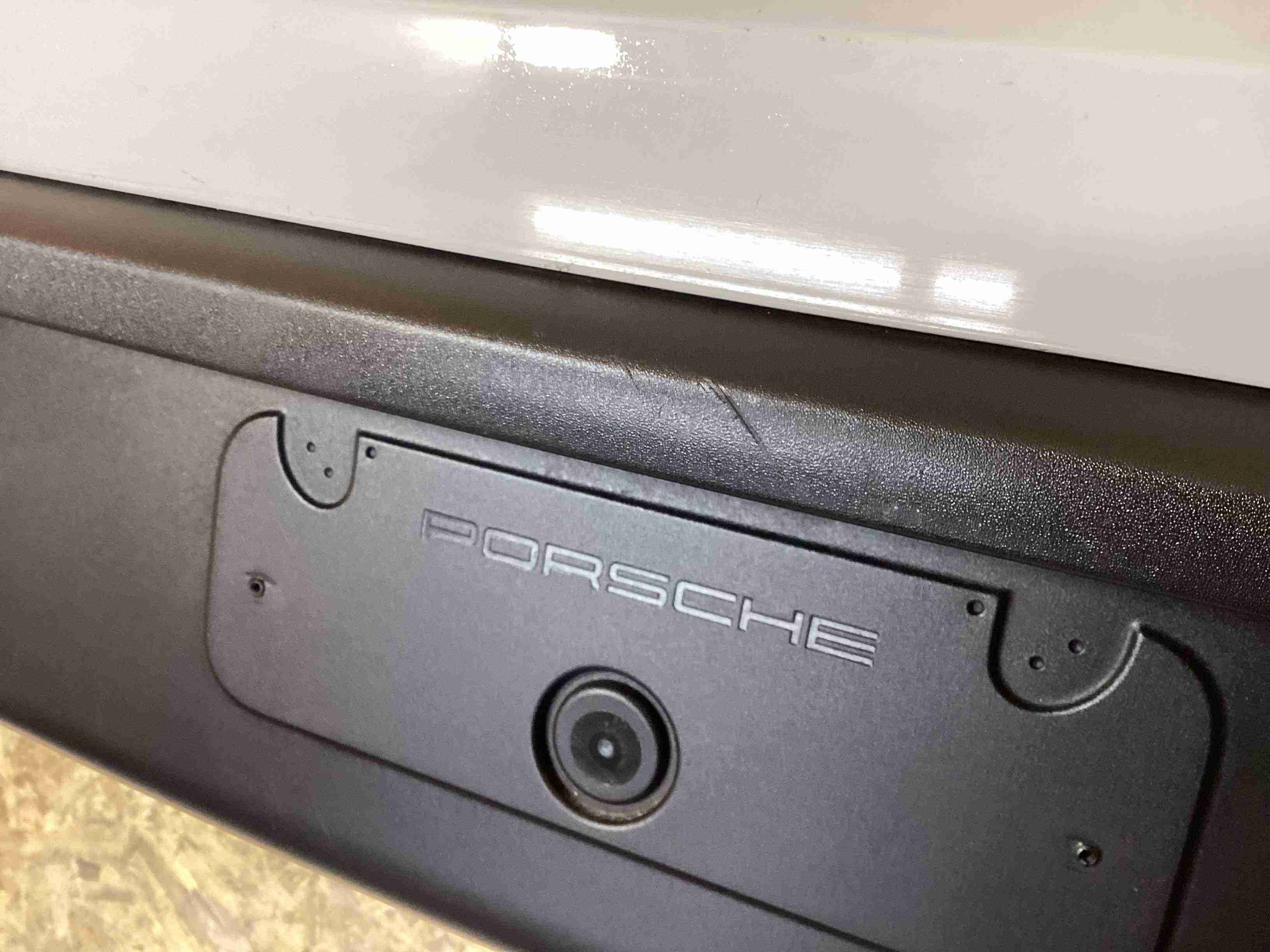 Крышка багажника, дверь багажника Porsche Macan 030426-102