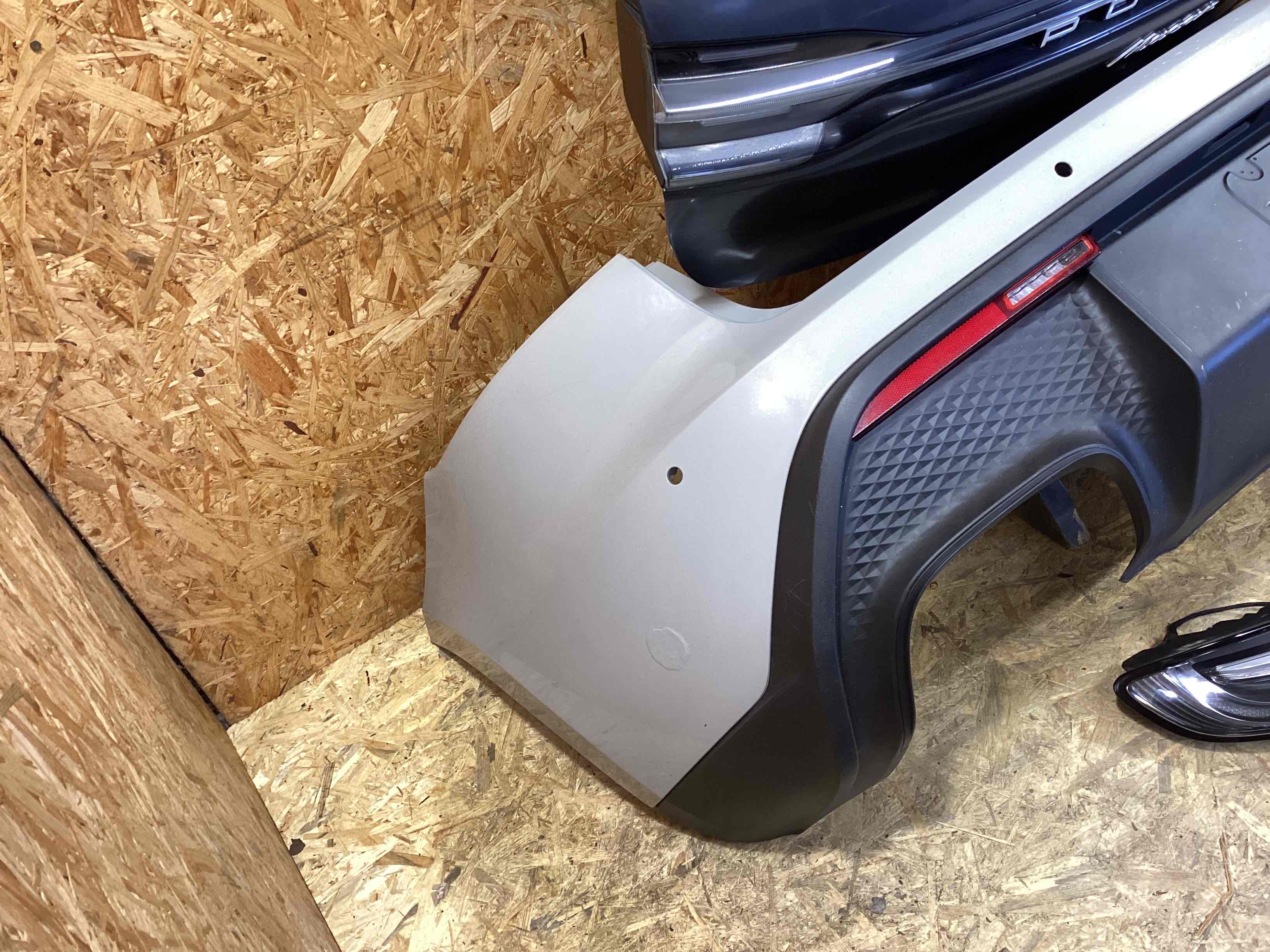 Крышка багажника, дверь багажника Porsche Macan 030426-102