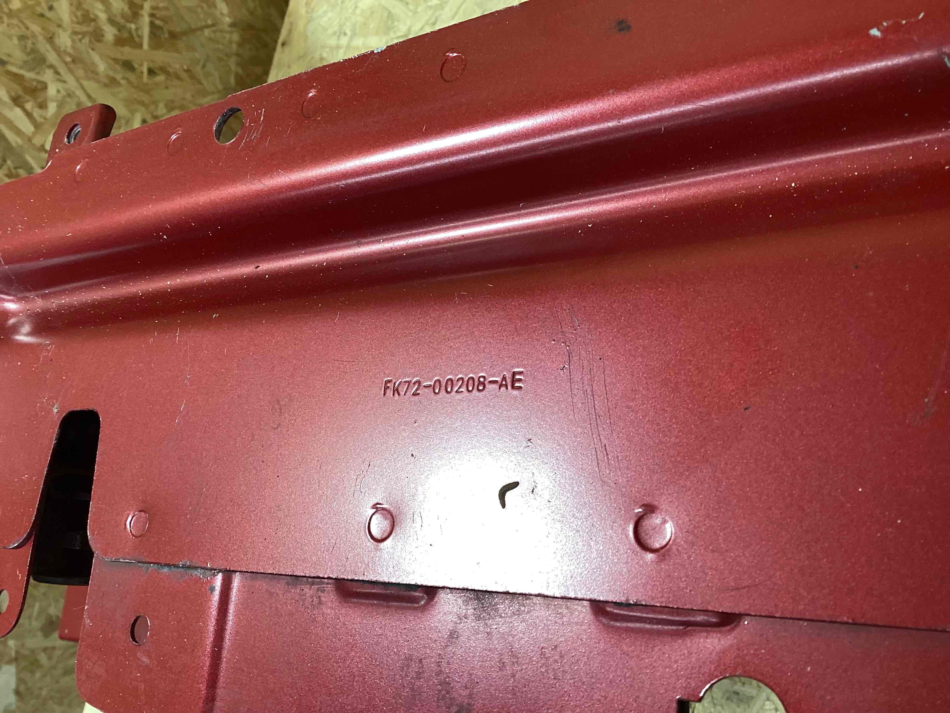 Передняя панель крепления облицовки (телевизор) Land Rover Discovery Sport L550 030426-104