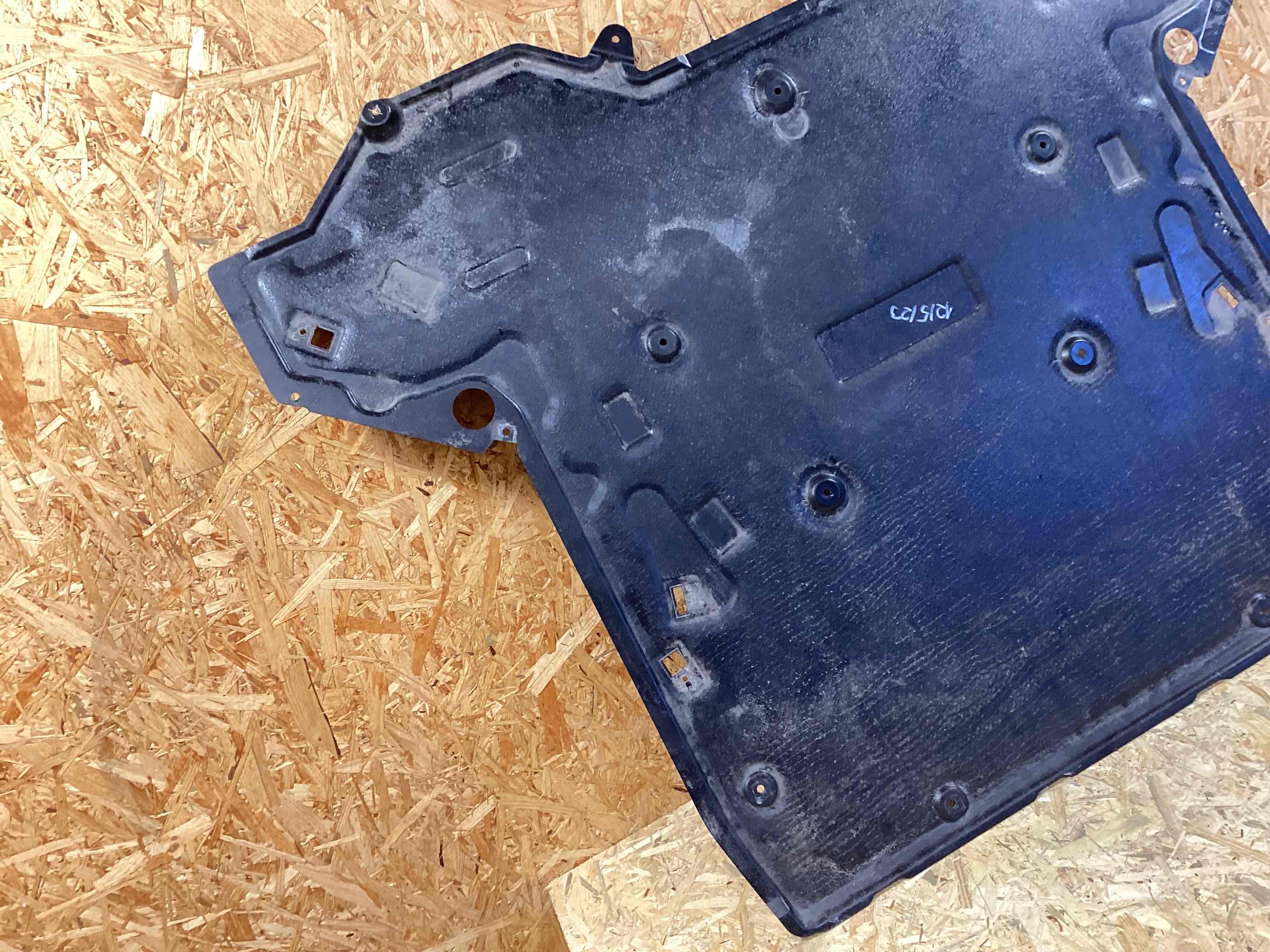 Защита днища кузова Porsche 911 030426-109