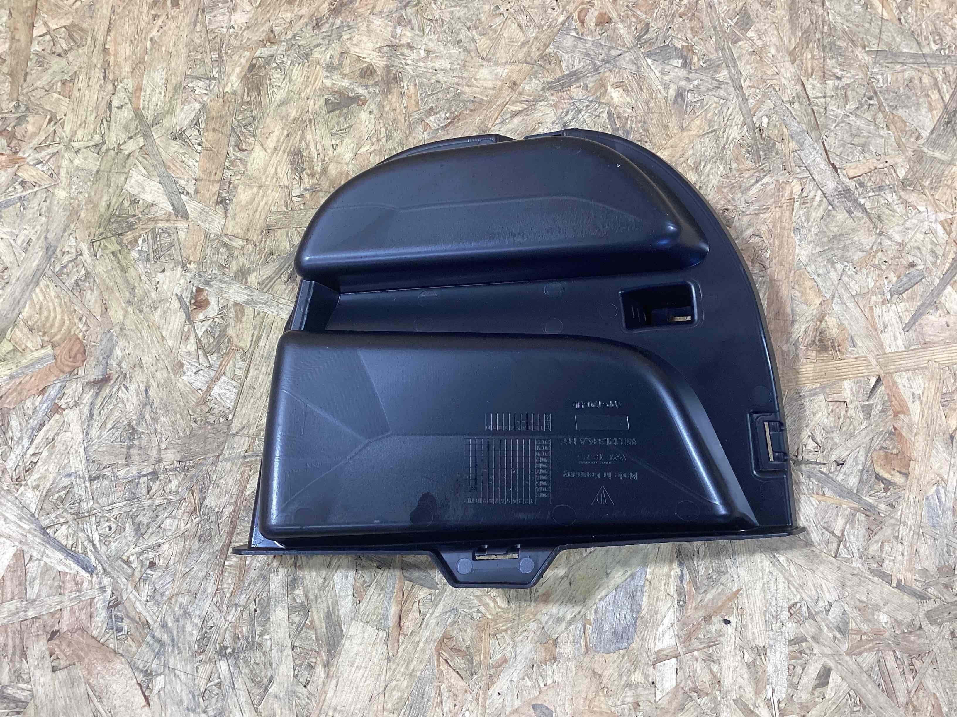 Заглушка, вставка (решетка) в бампер Porsche Macan 030726-102