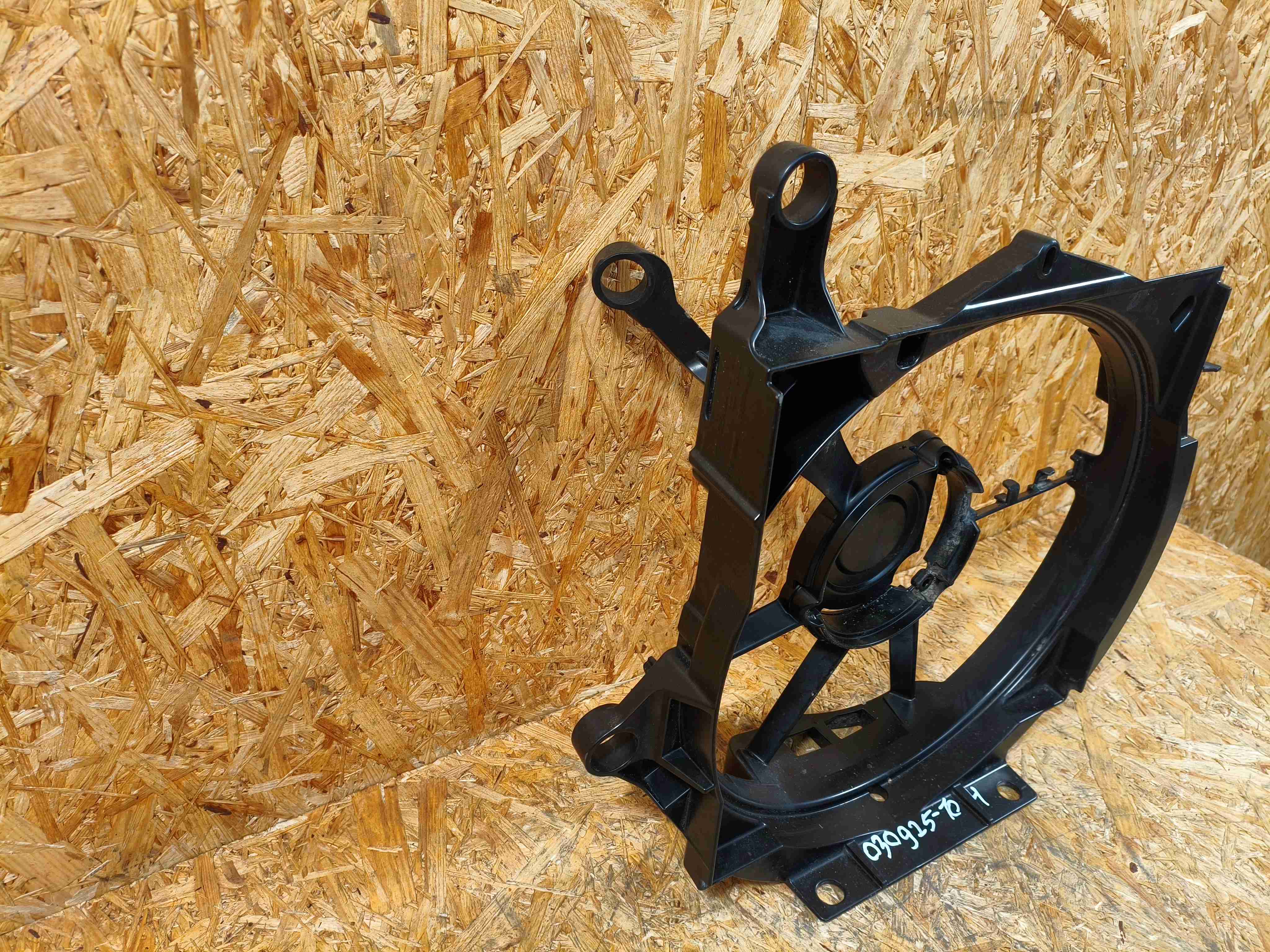 Вентилятор радиатора, вентиляторы Porsche Taycan 030925-104