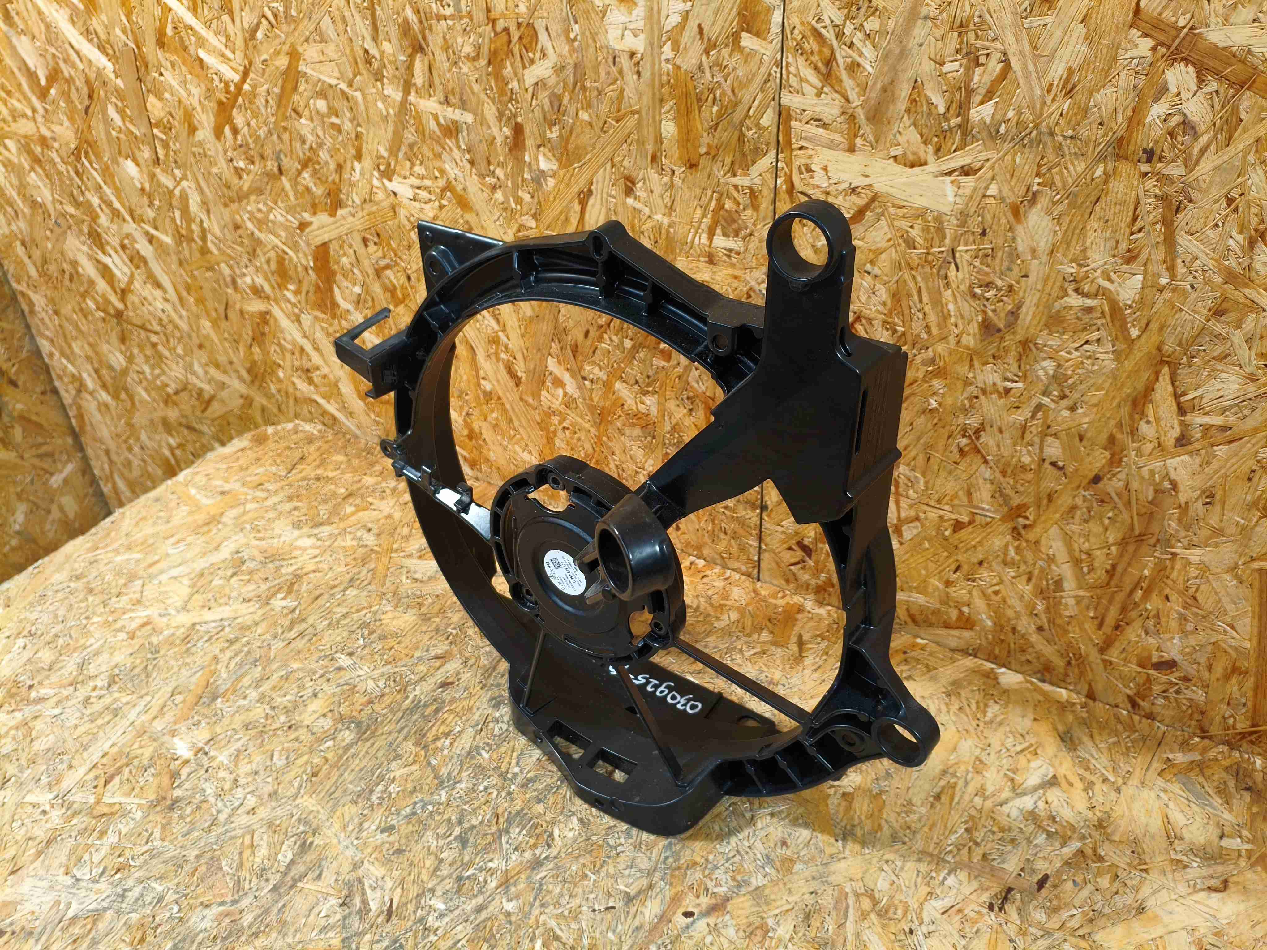 Вентилятор радиатора, вентиляторы Porsche Taycan 030925-104