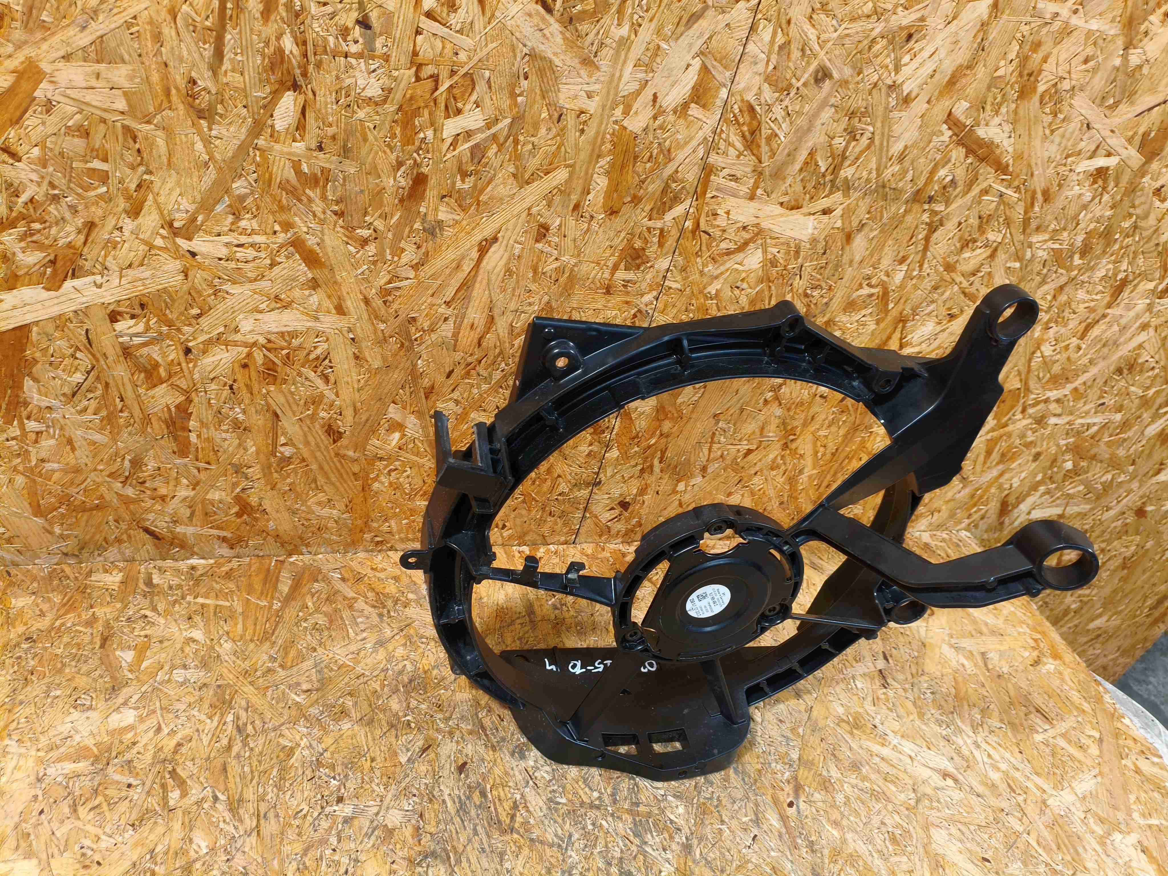 Вентилятор радиатора, вентиляторы Porsche Taycan 030925-104