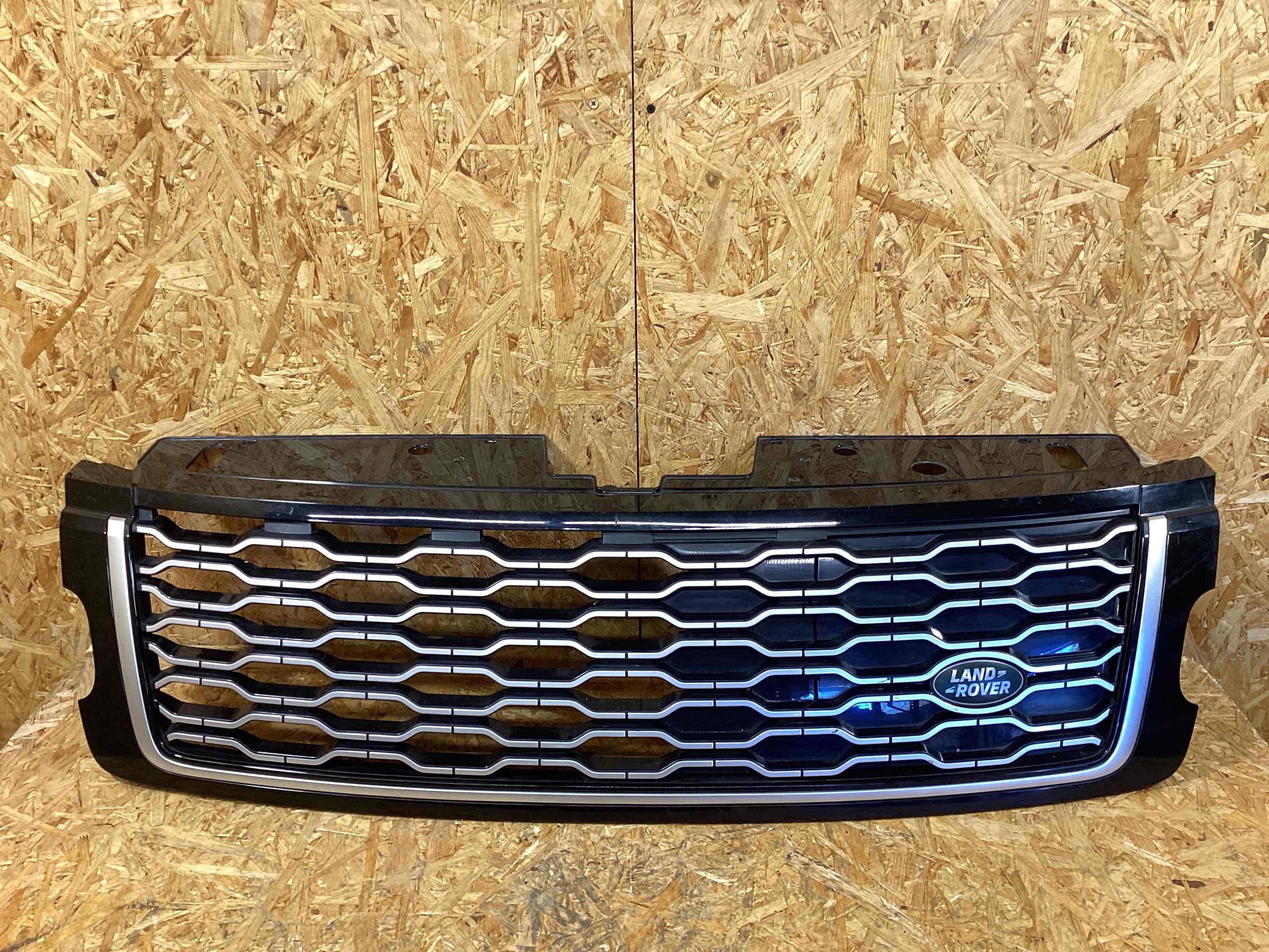 Решетка радиатора Land Rover Range Rover L405 030925-121