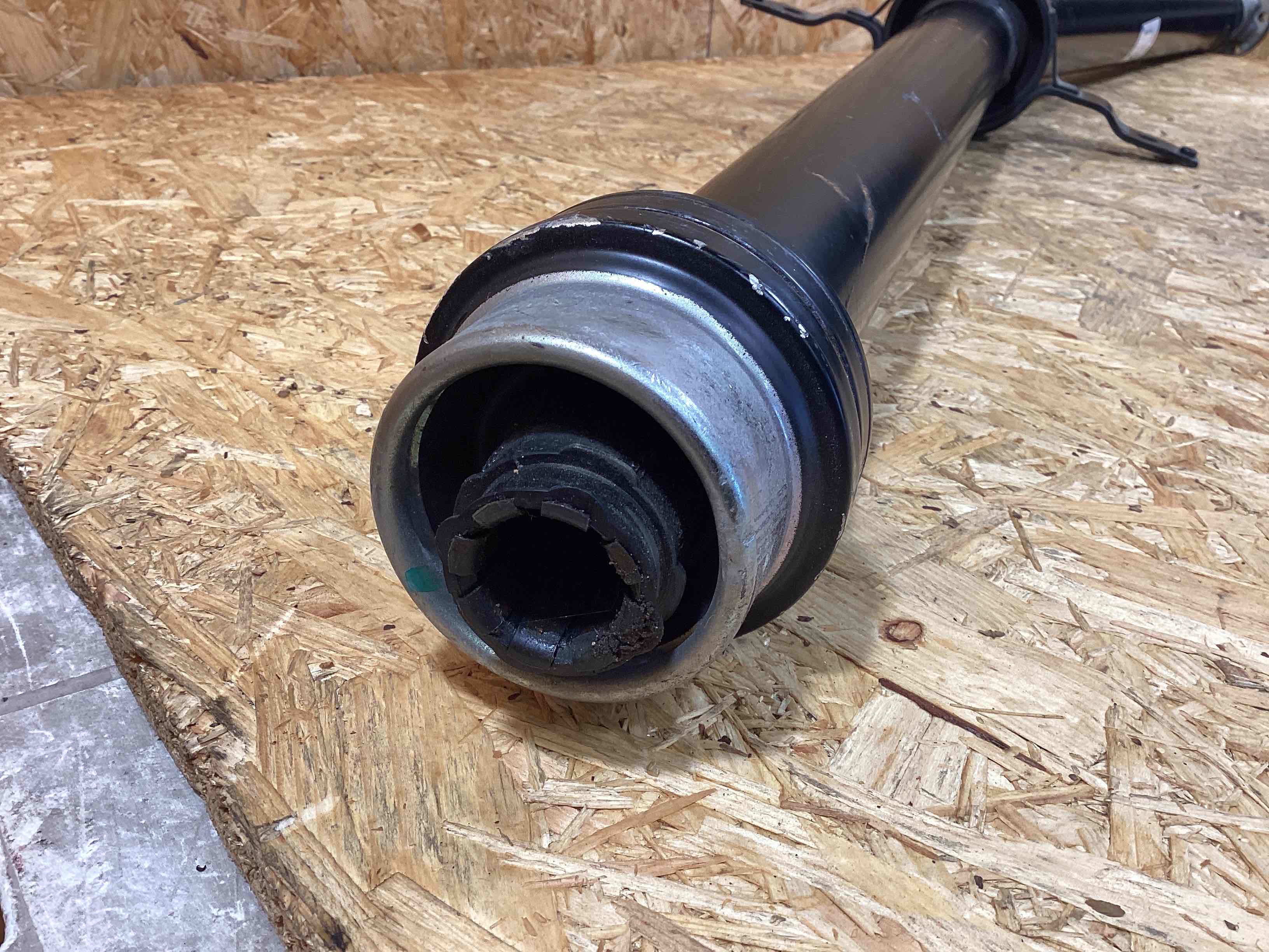 Кардан (вал карданный) Porsche Macan 031025-101