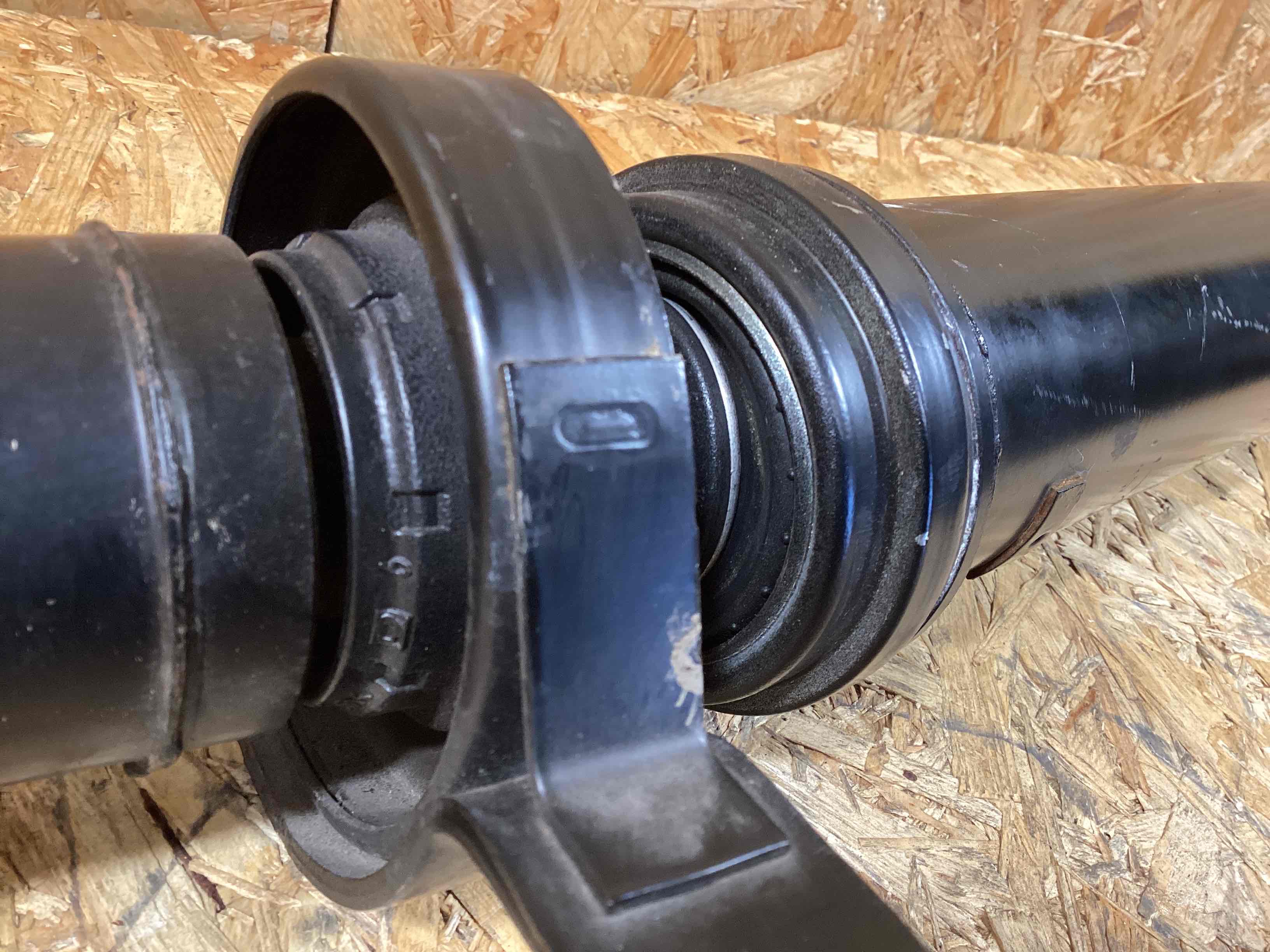 Кардан (вал карданный) Porsche Macan 031025-101