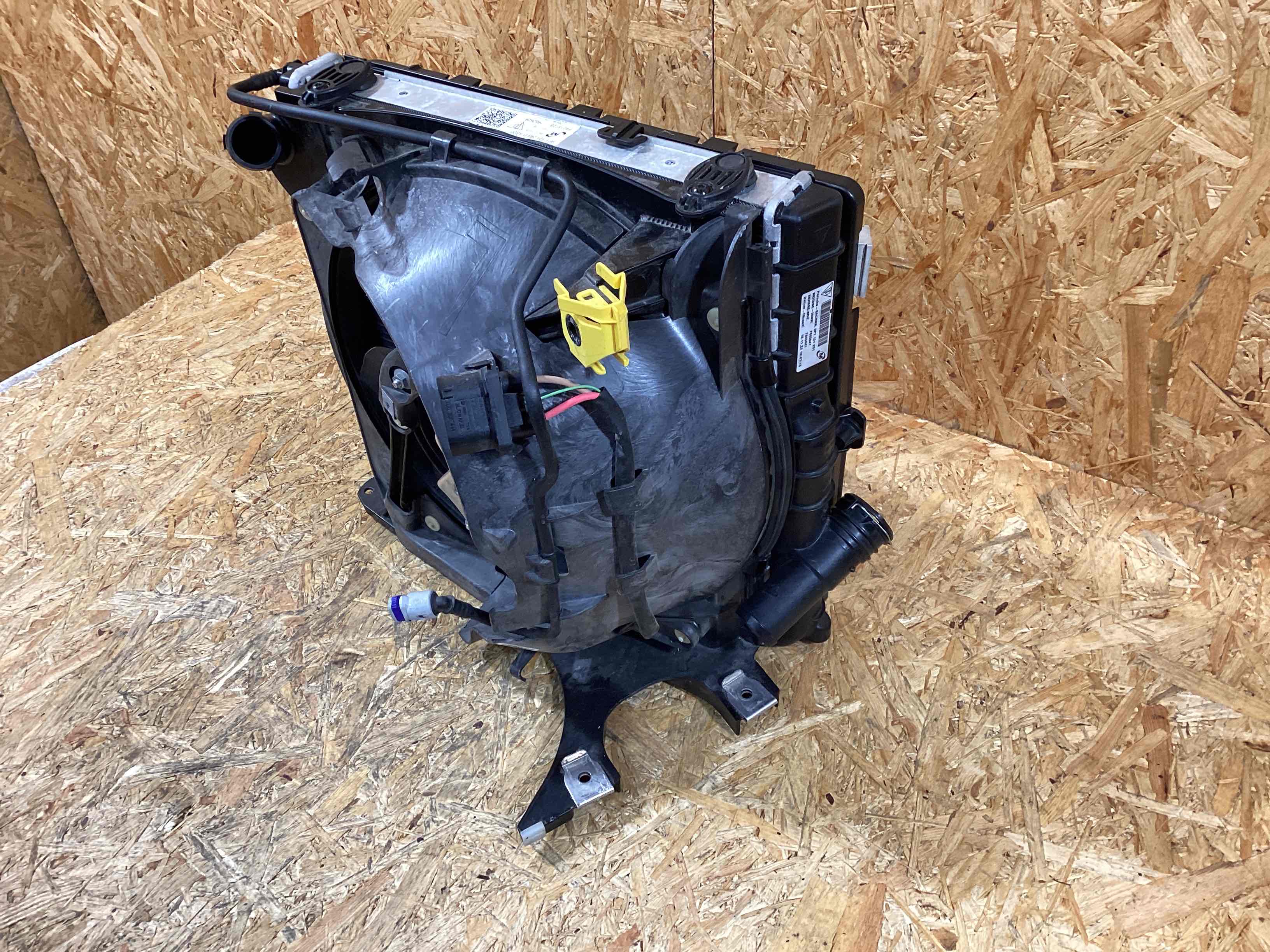 Вентилятор радиатора, вентиляторы Porsche Boxster 718 031125-102