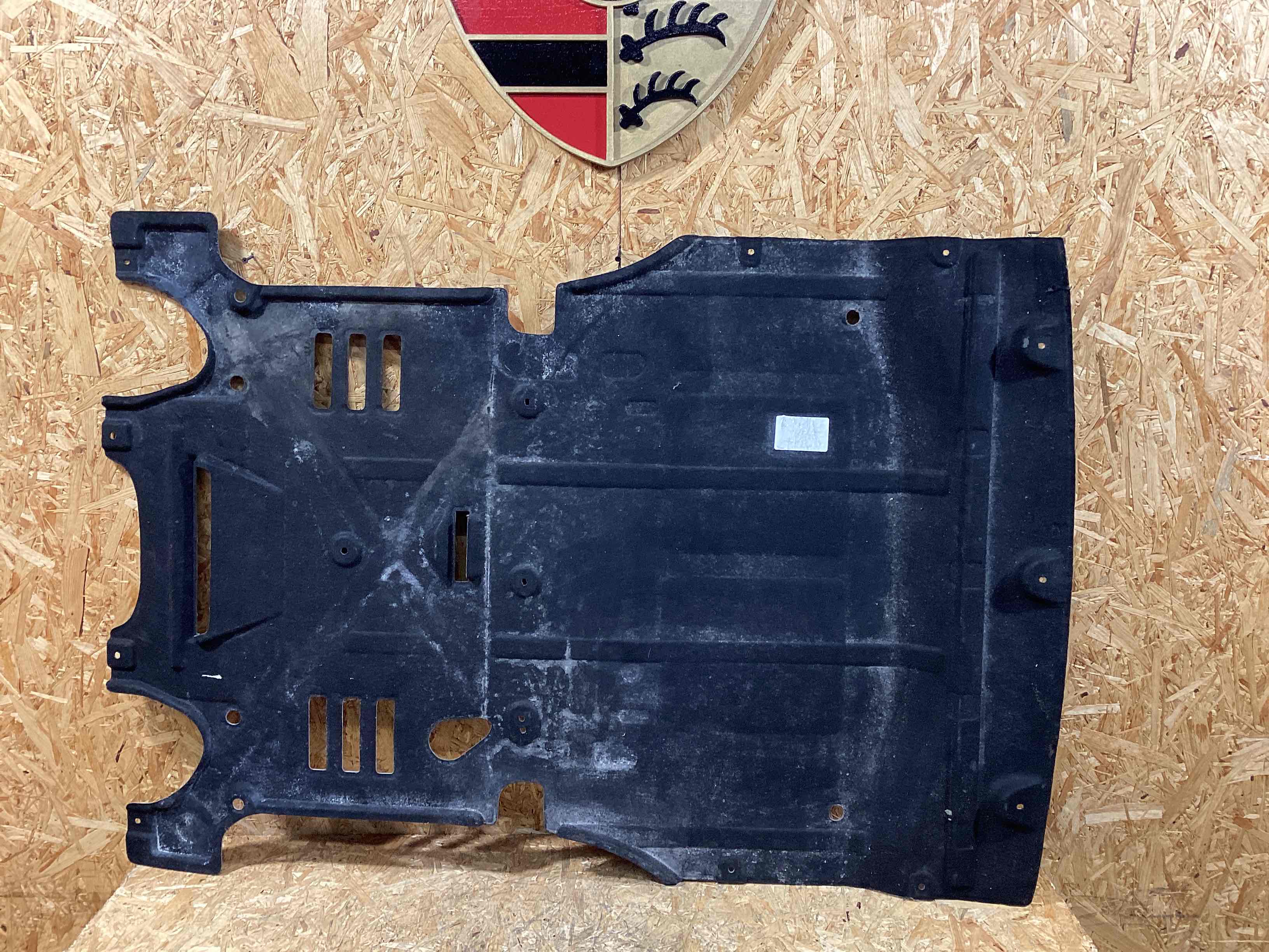 Защита днища кузова Porsche Macan 031125-119