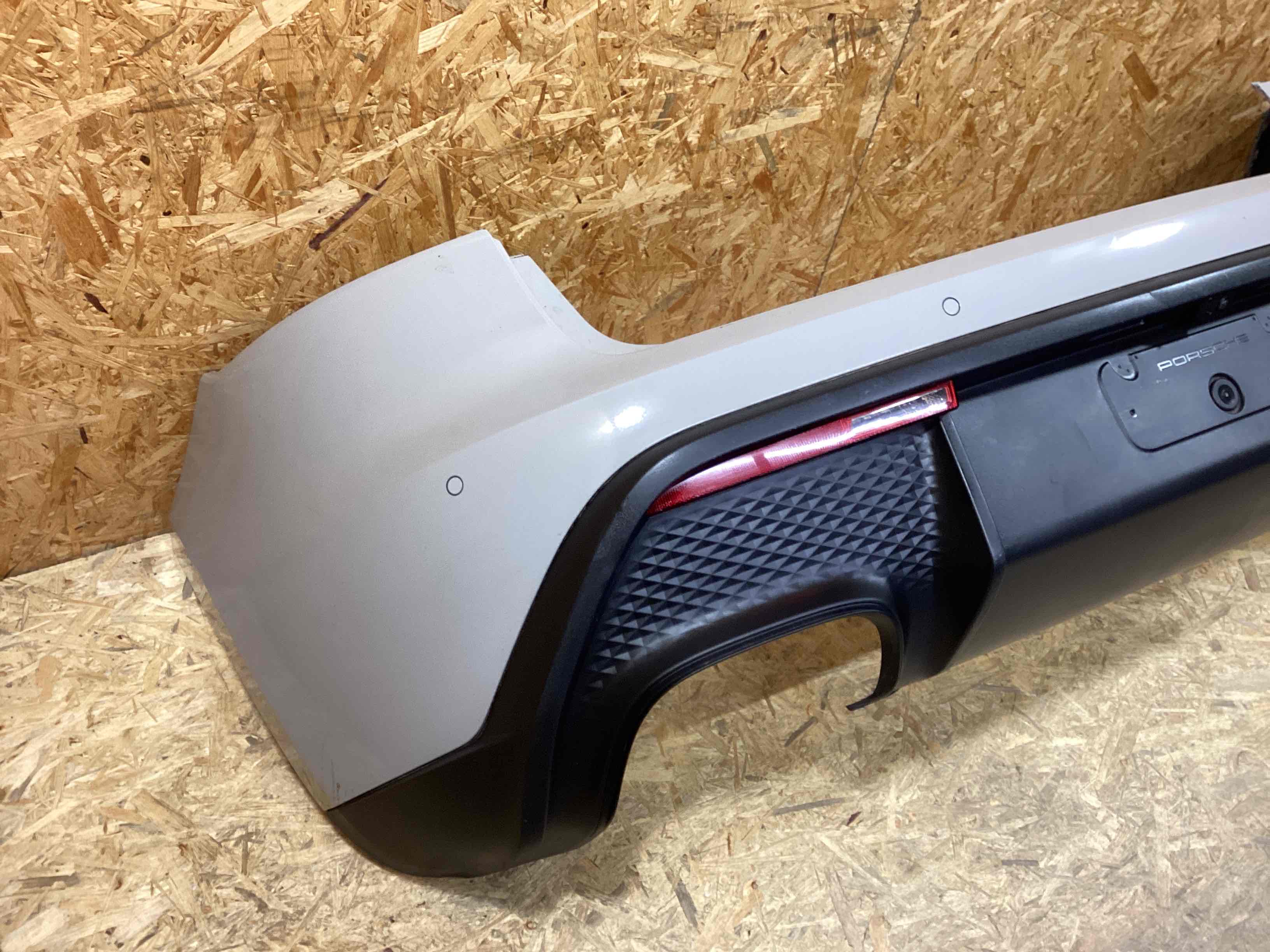 Крышка багажника, дверь багажника Porsche Macan 040226-101