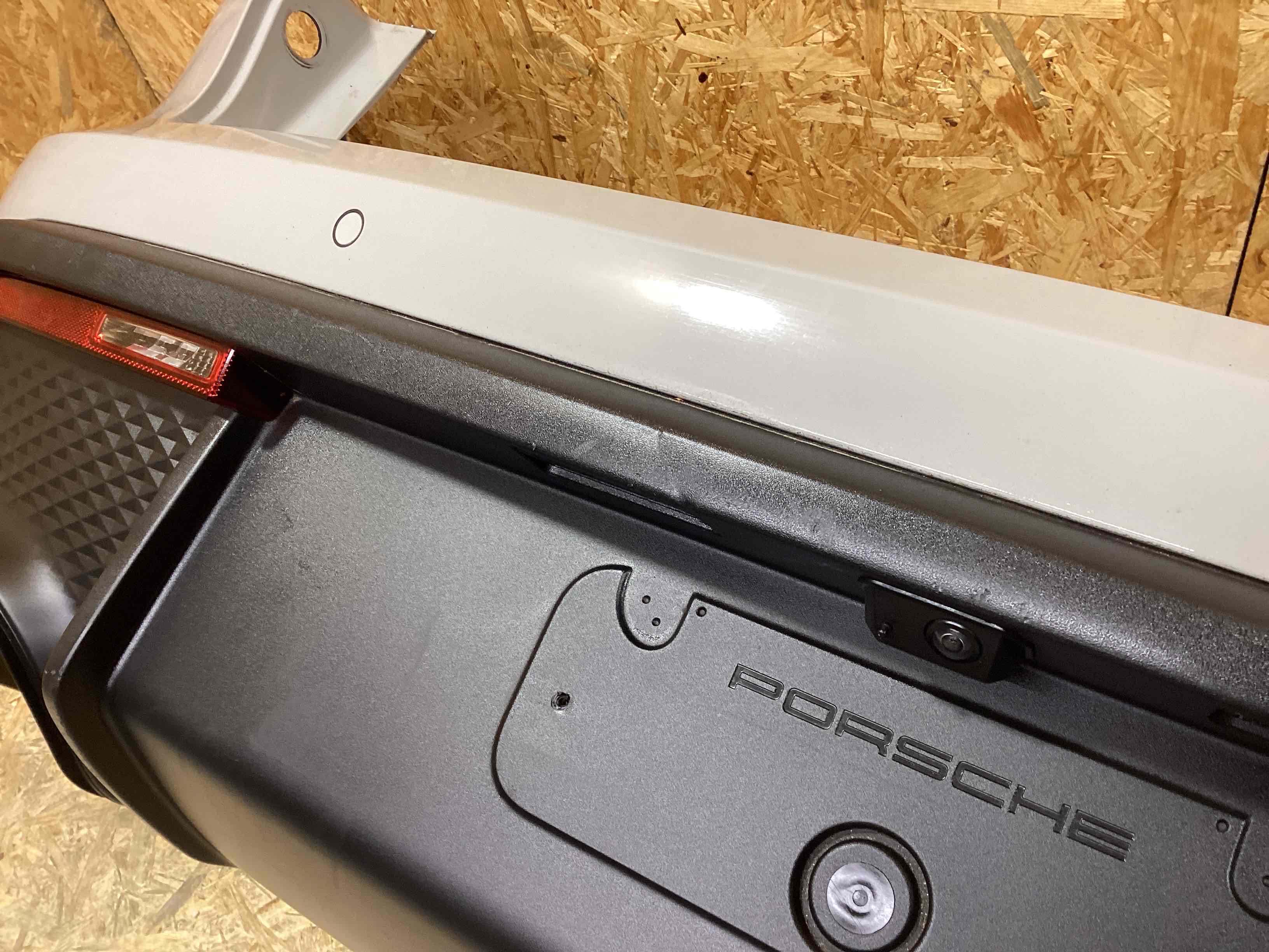 Крышка багажника, дверь багажника Porsche Macan 040226-101