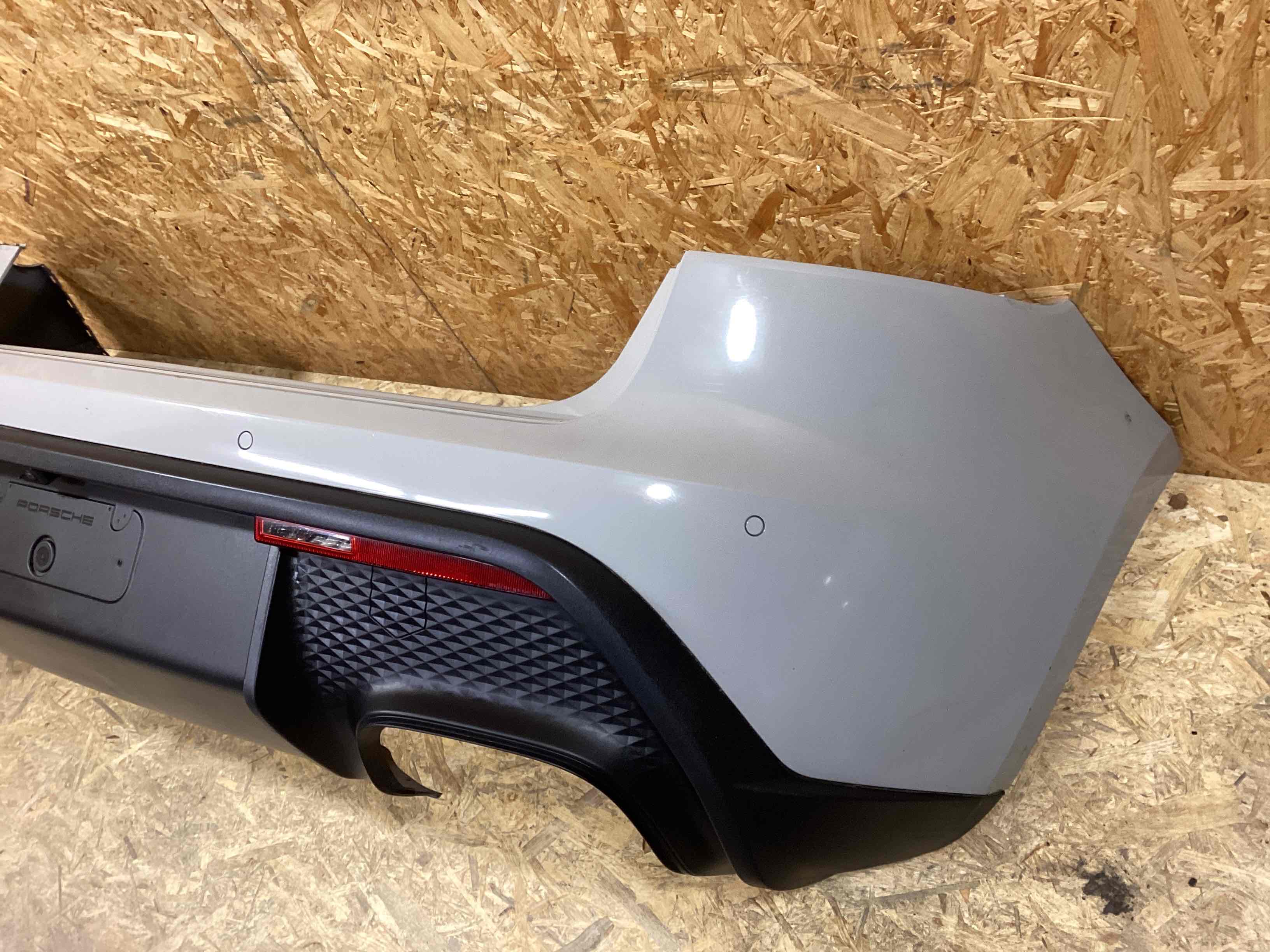 Крышка багажника, дверь багажника Porsche Macan 040226-101