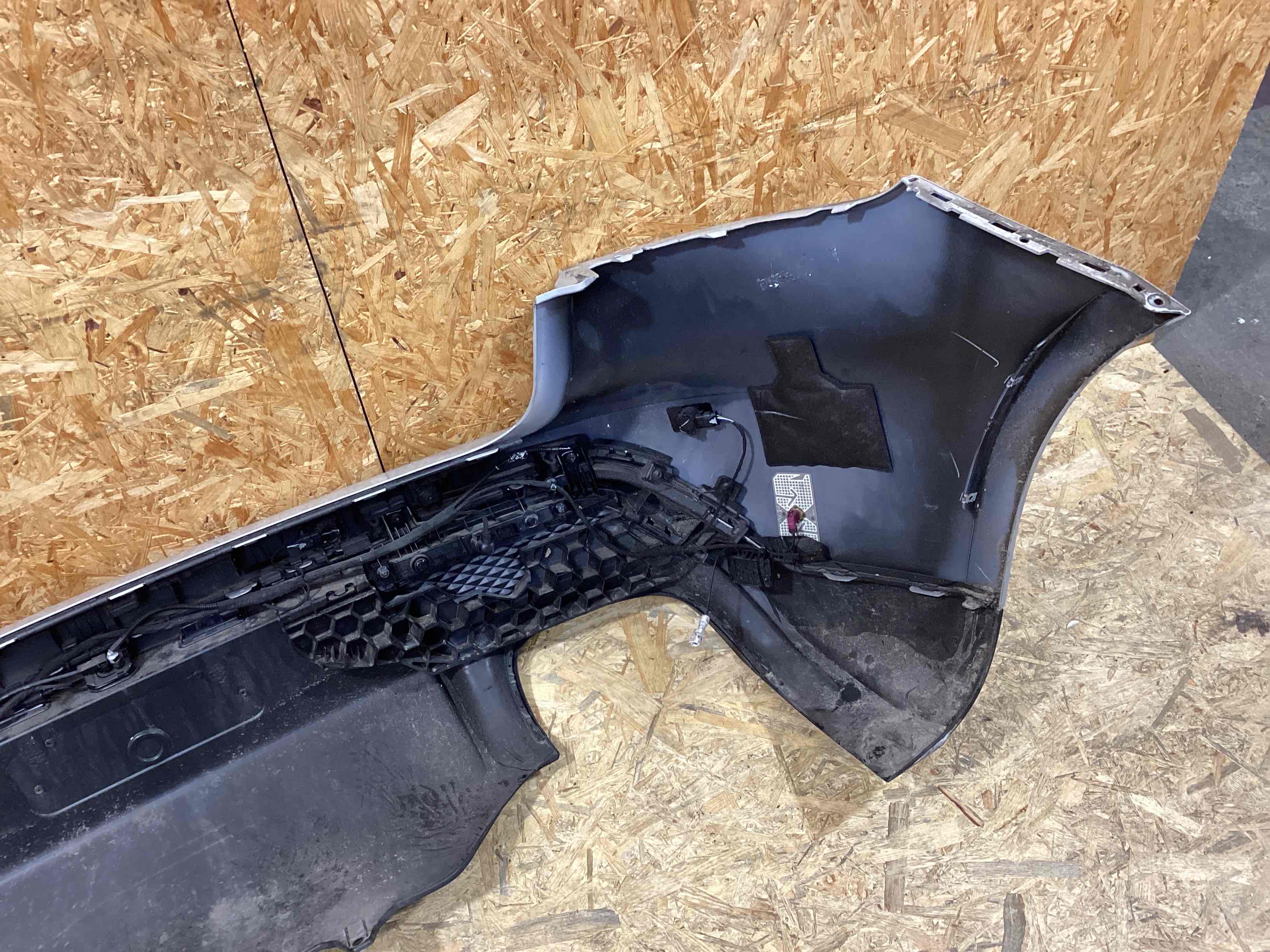 Крышка багажника, дверь багажника Porsche Macan 040226-101