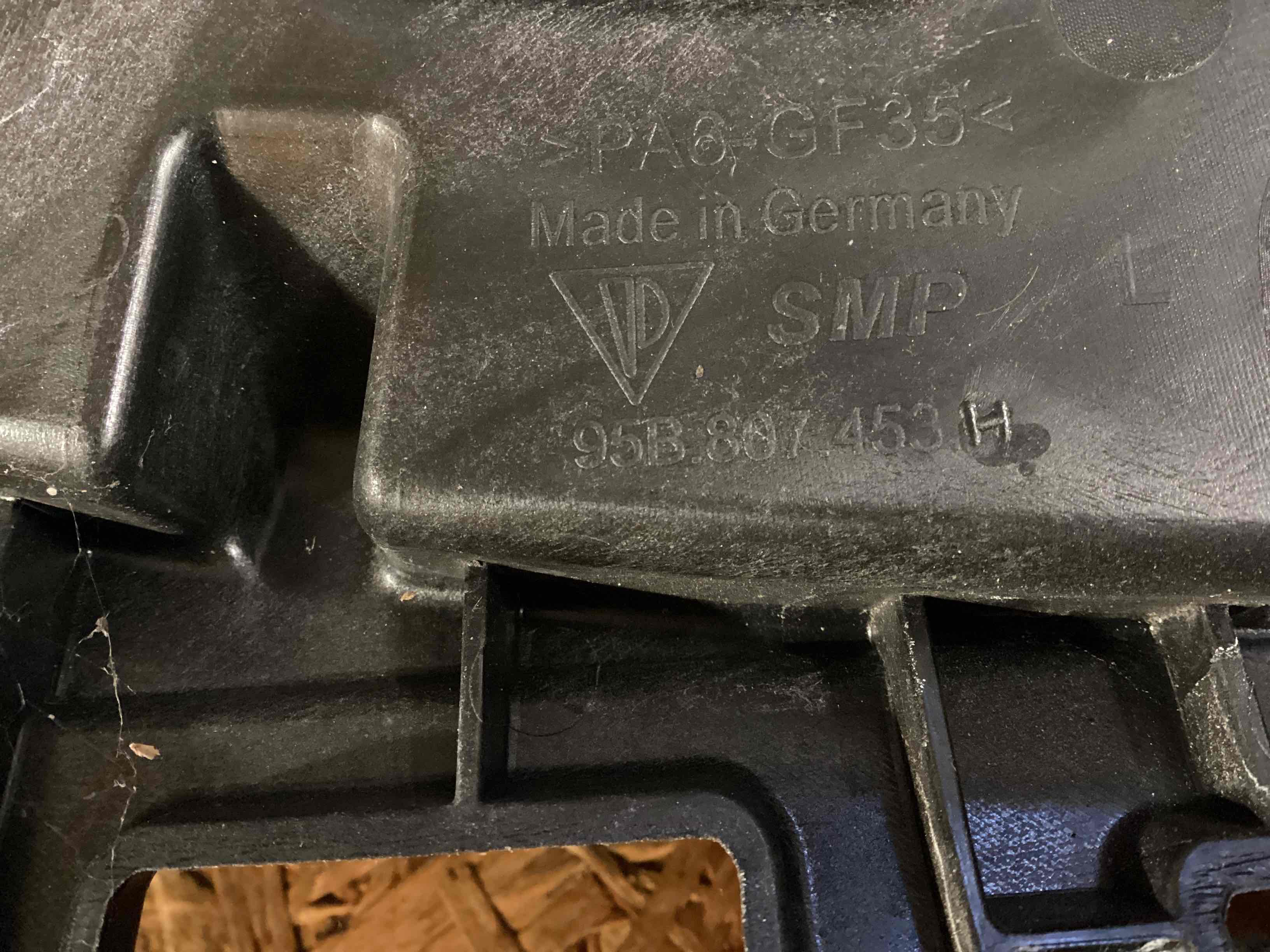 Крышка багажника, дверь багажника Porsche Macan 040226-101