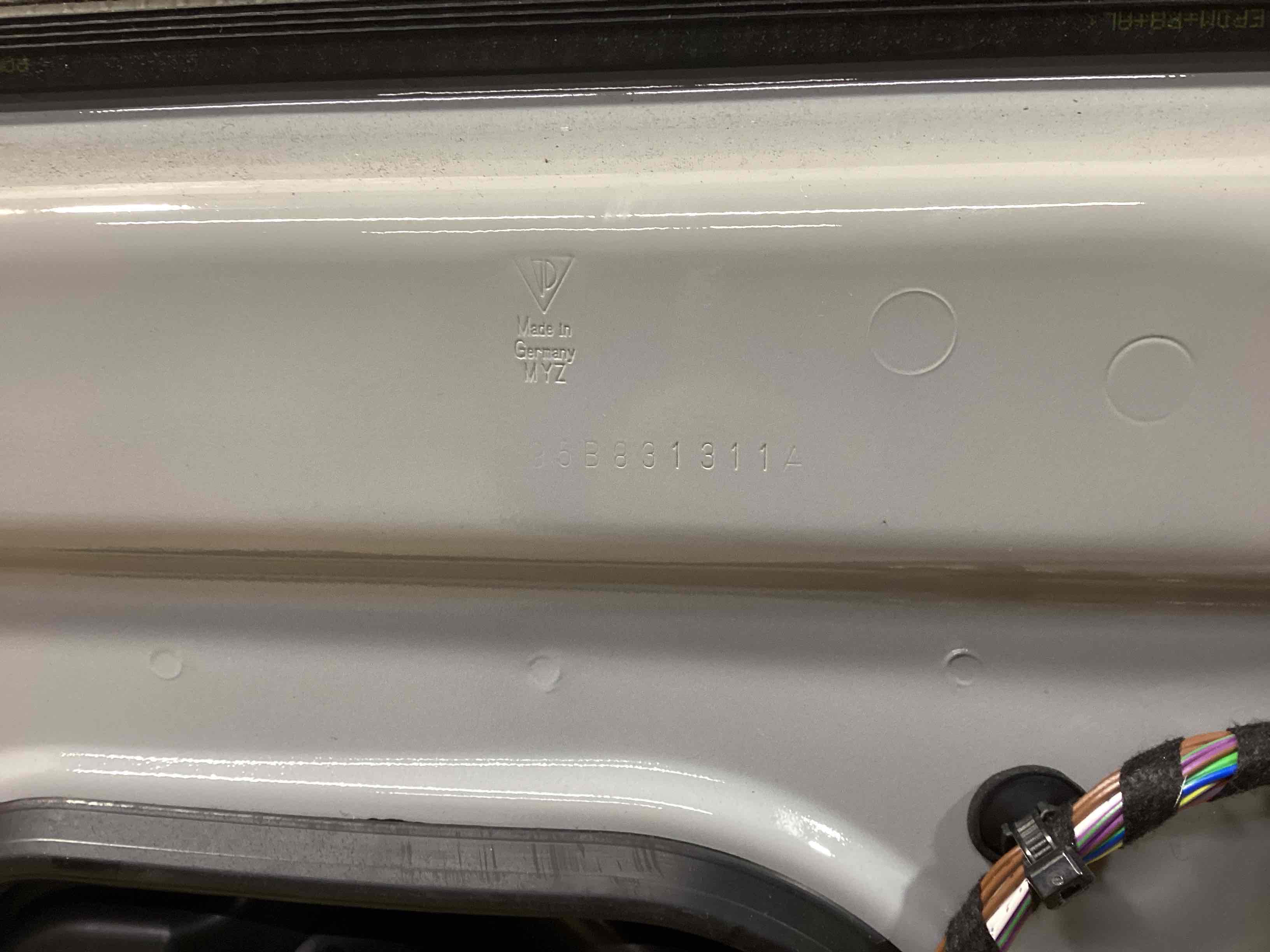 Дверь передняя левая Porsche Macan 040226-102