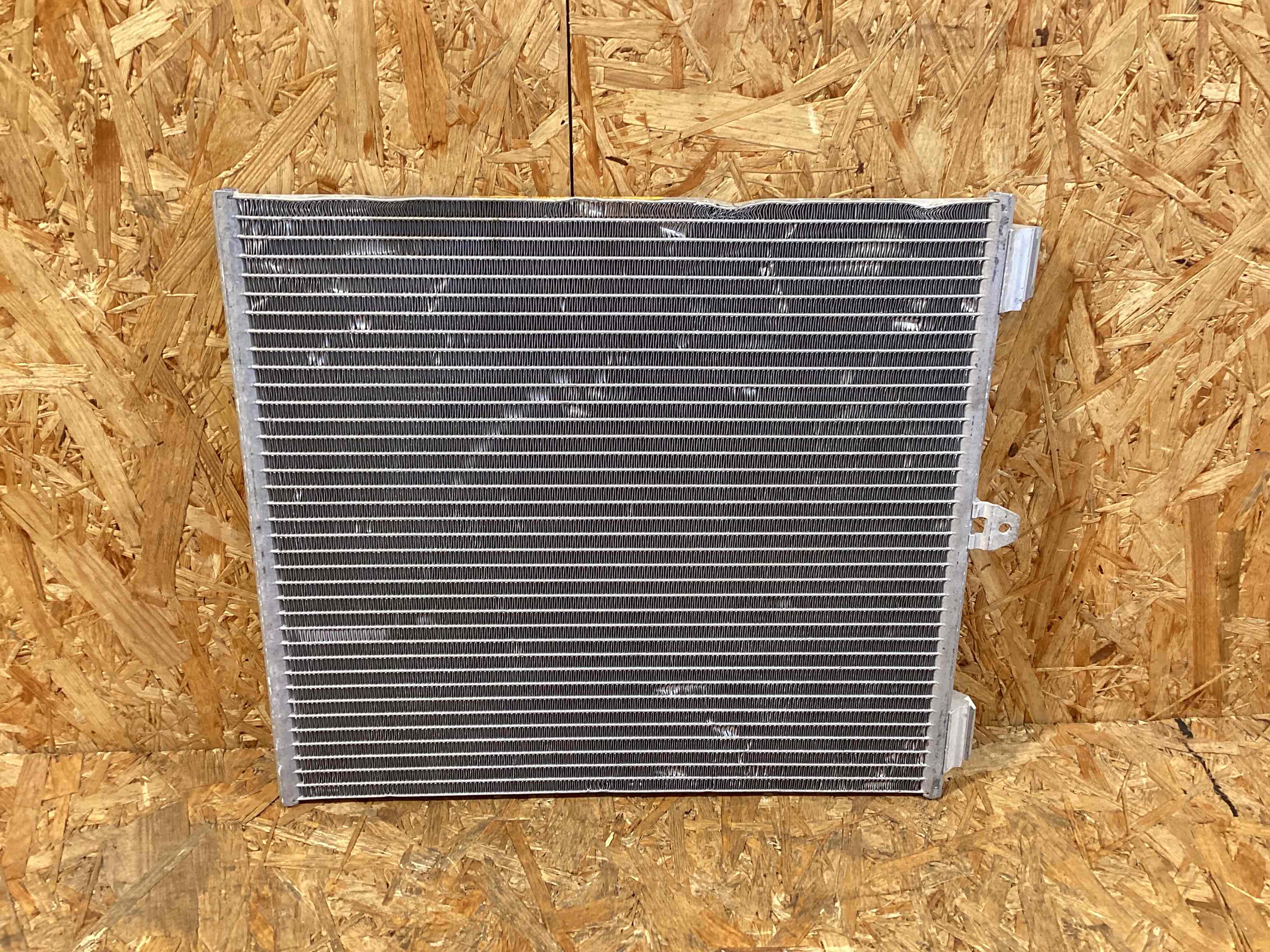 Радиатор кондиционера Porsche 911 040326-101