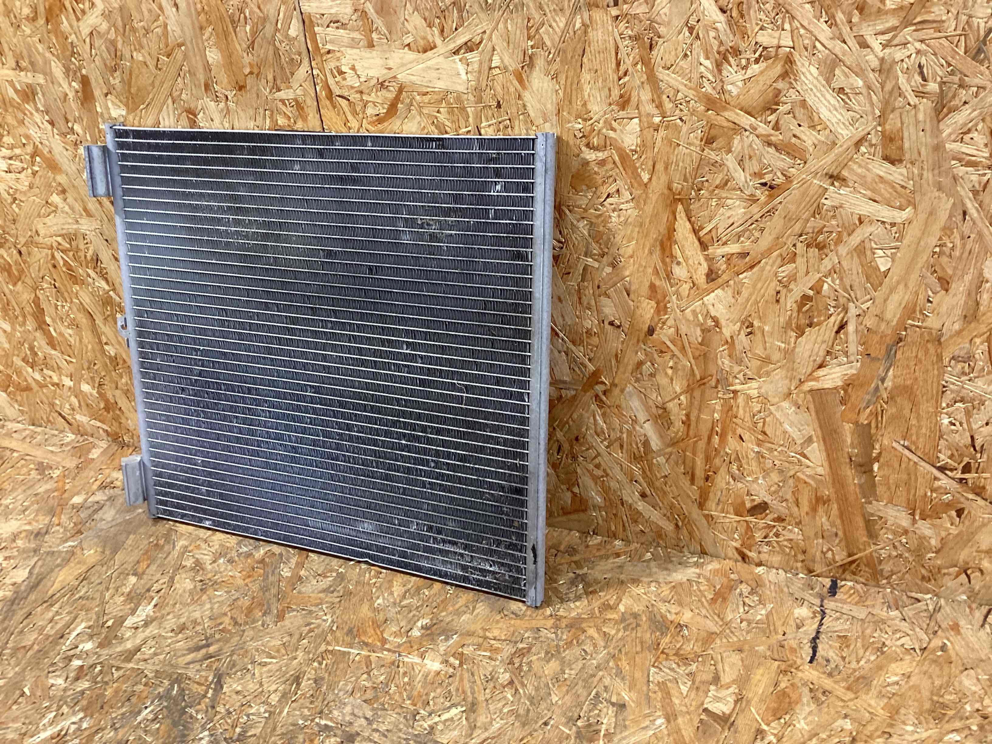 Радиатор кондиционера Porsche 911 040326-103