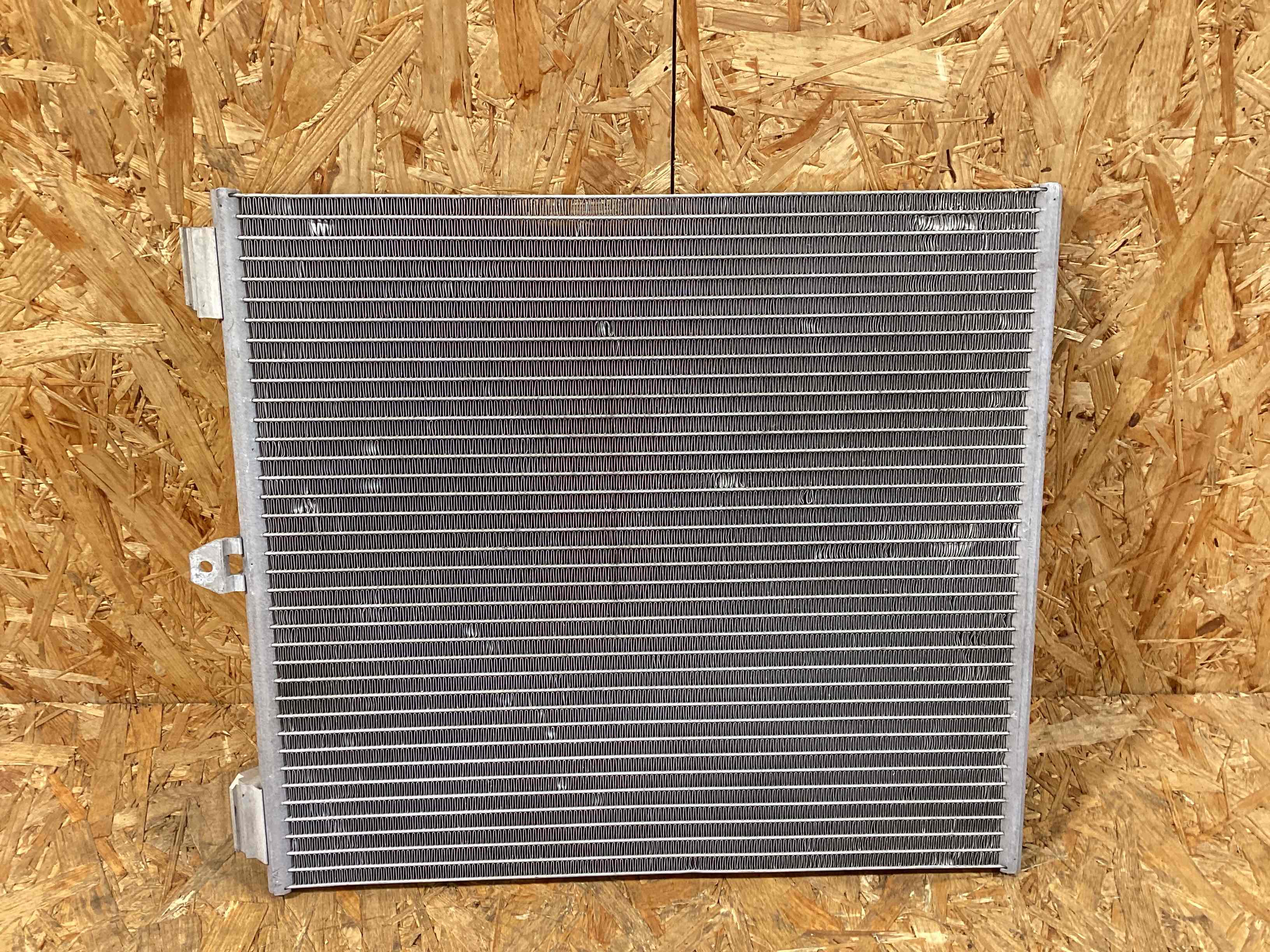 Радиатор кондиционера Porsche 911 040326-103