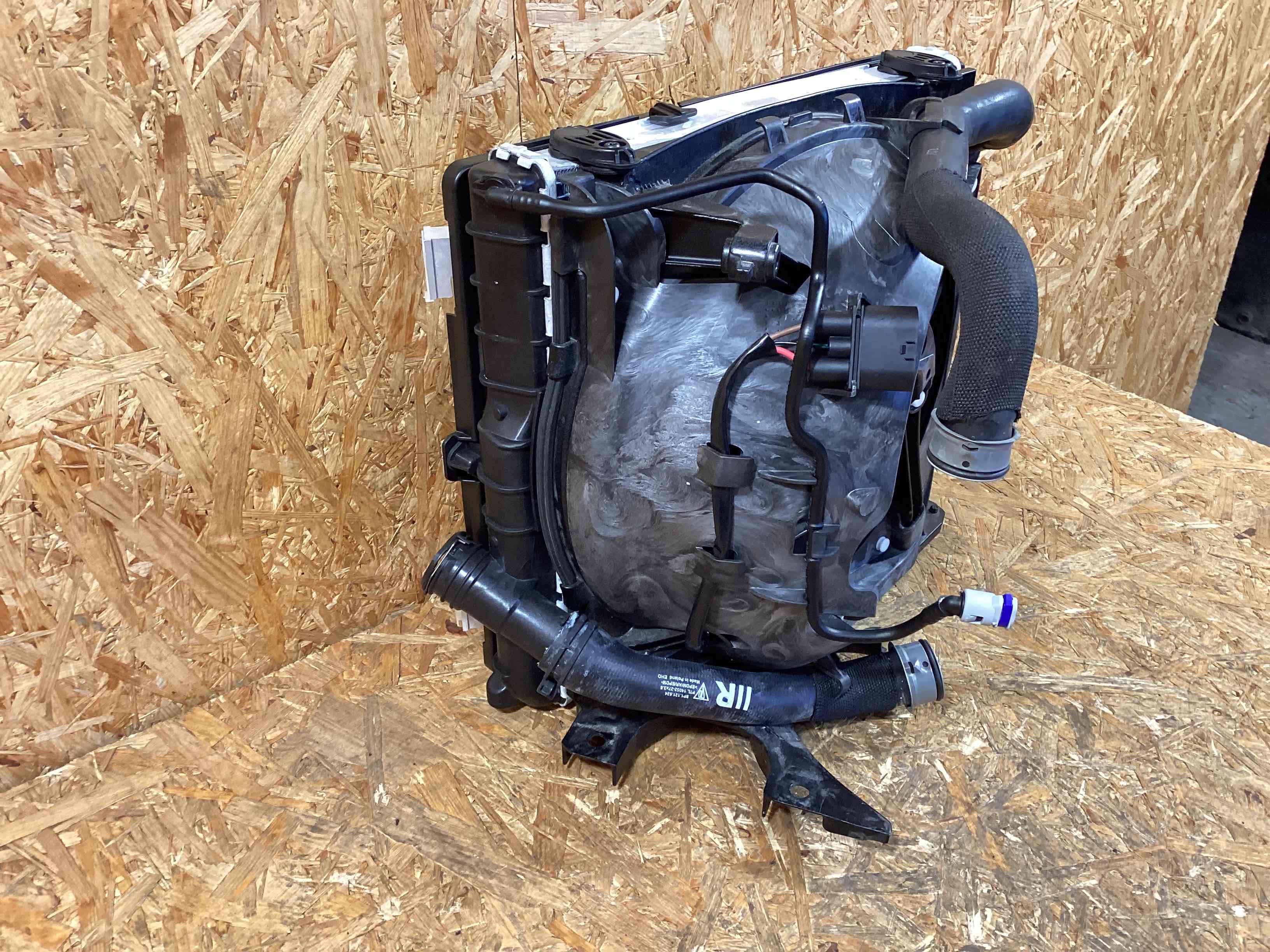 Кассета радиаторов Porsche 911 040326-113