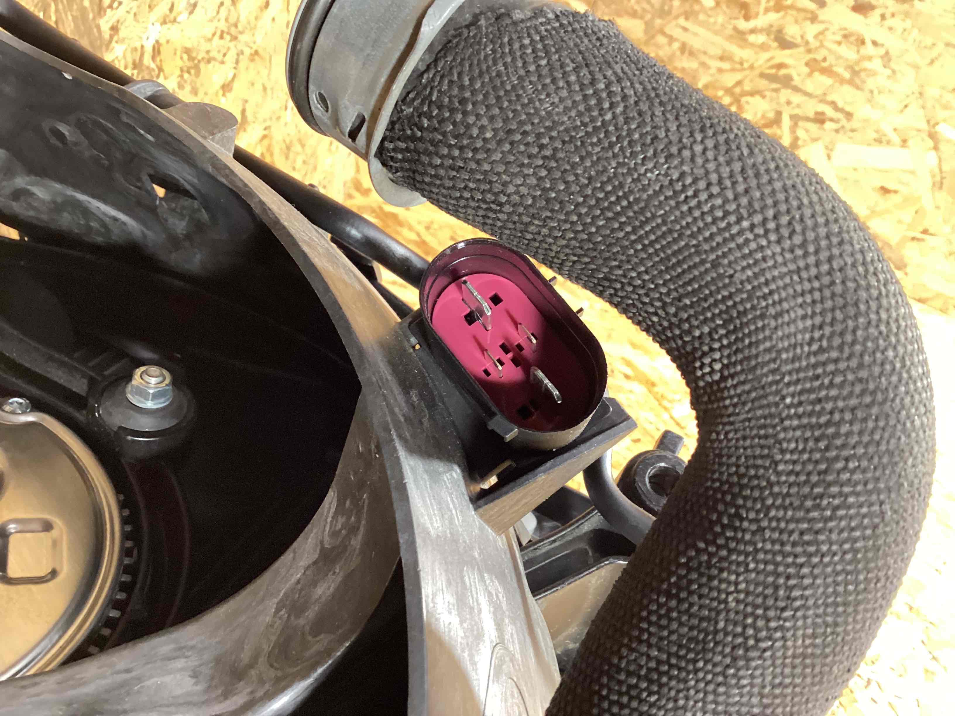 Кассета радиаторов Porsche 911 040326-113