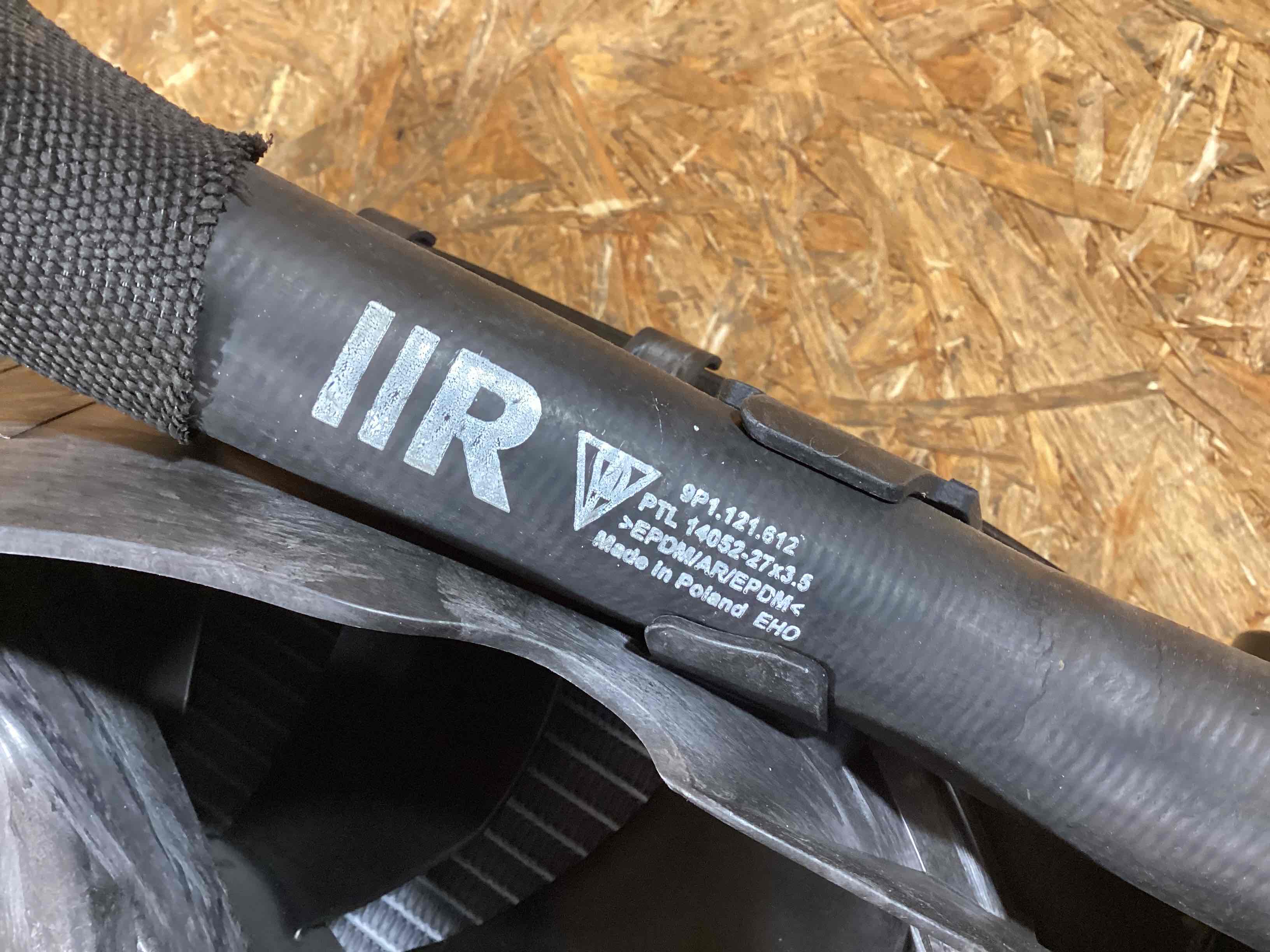 Кассета радиаторов Porsche 911 040326-113