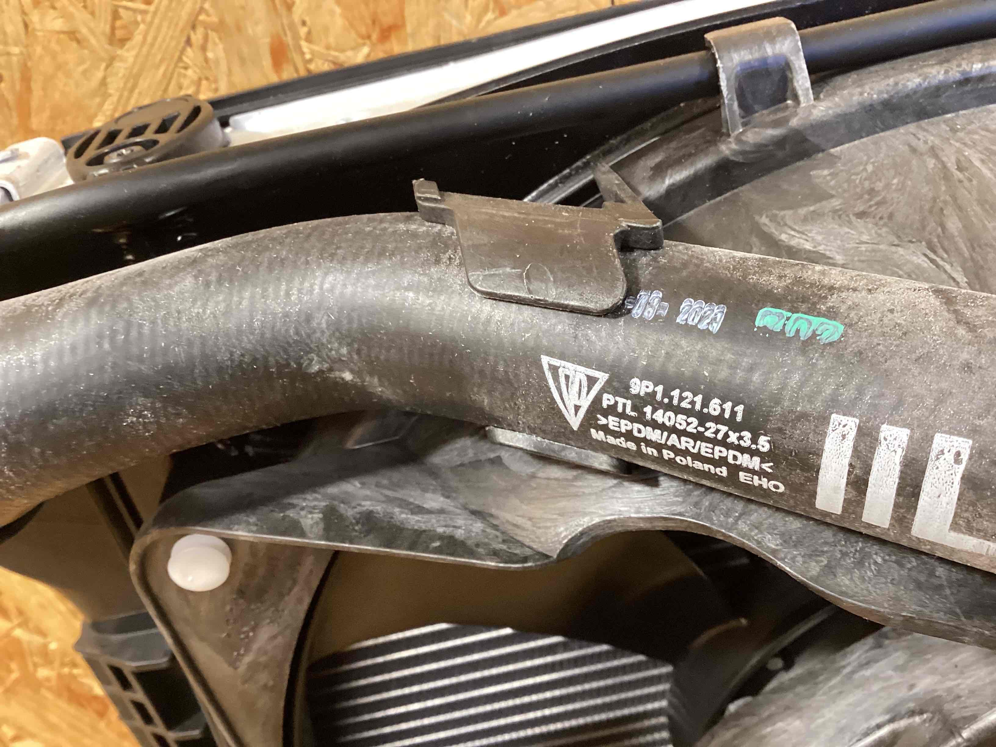 Кассета радиаторов Porsche 911 040326-114