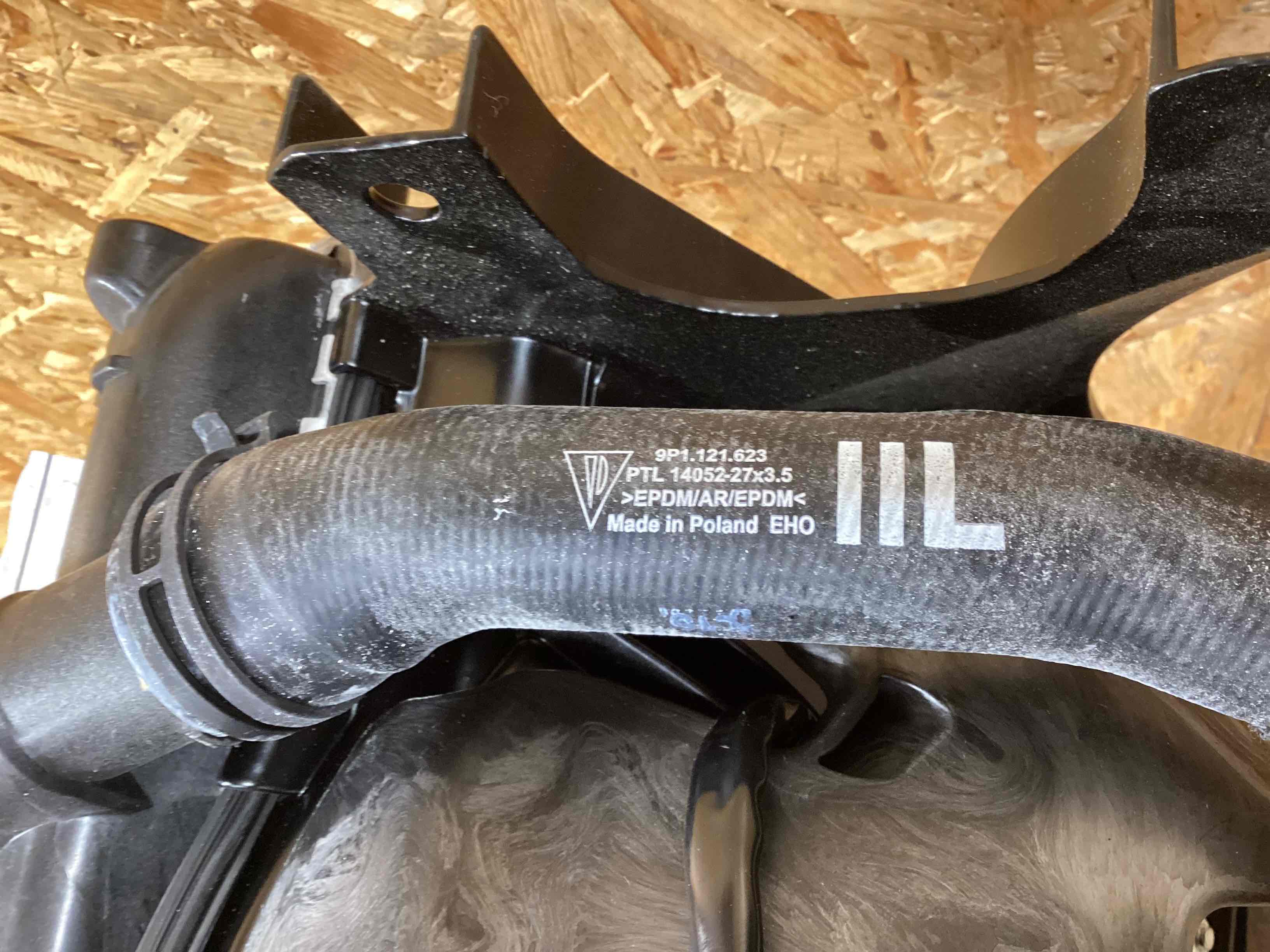 Кассета радиаторов Porsche 911 040326-114