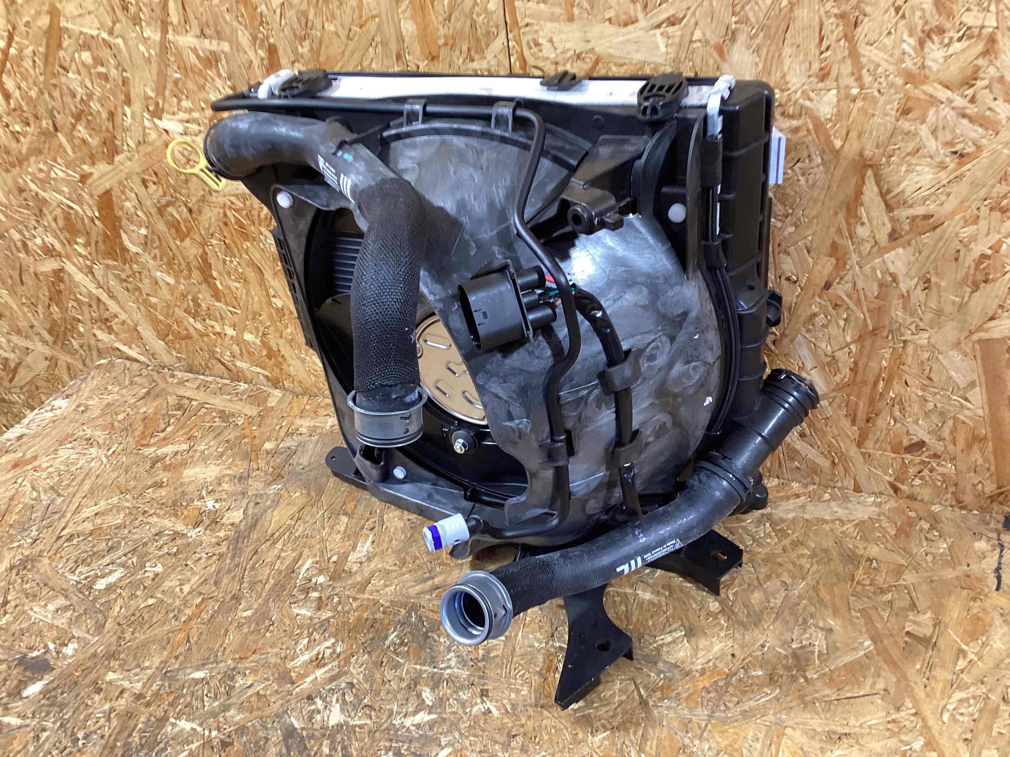 Кассета радиаторов Porsche 911 040326-116