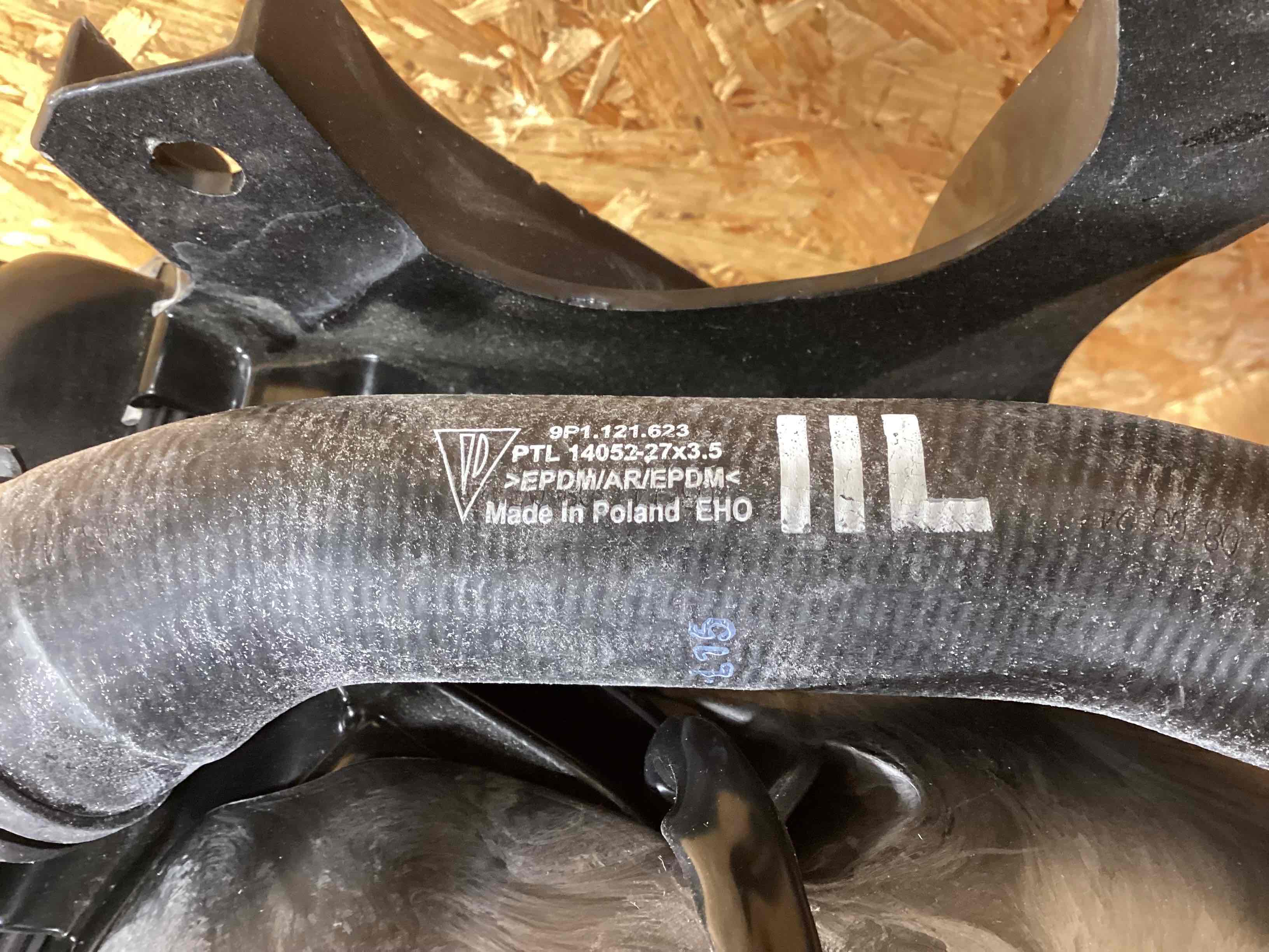 Кассета радиаторов Porsche 911 040326-116