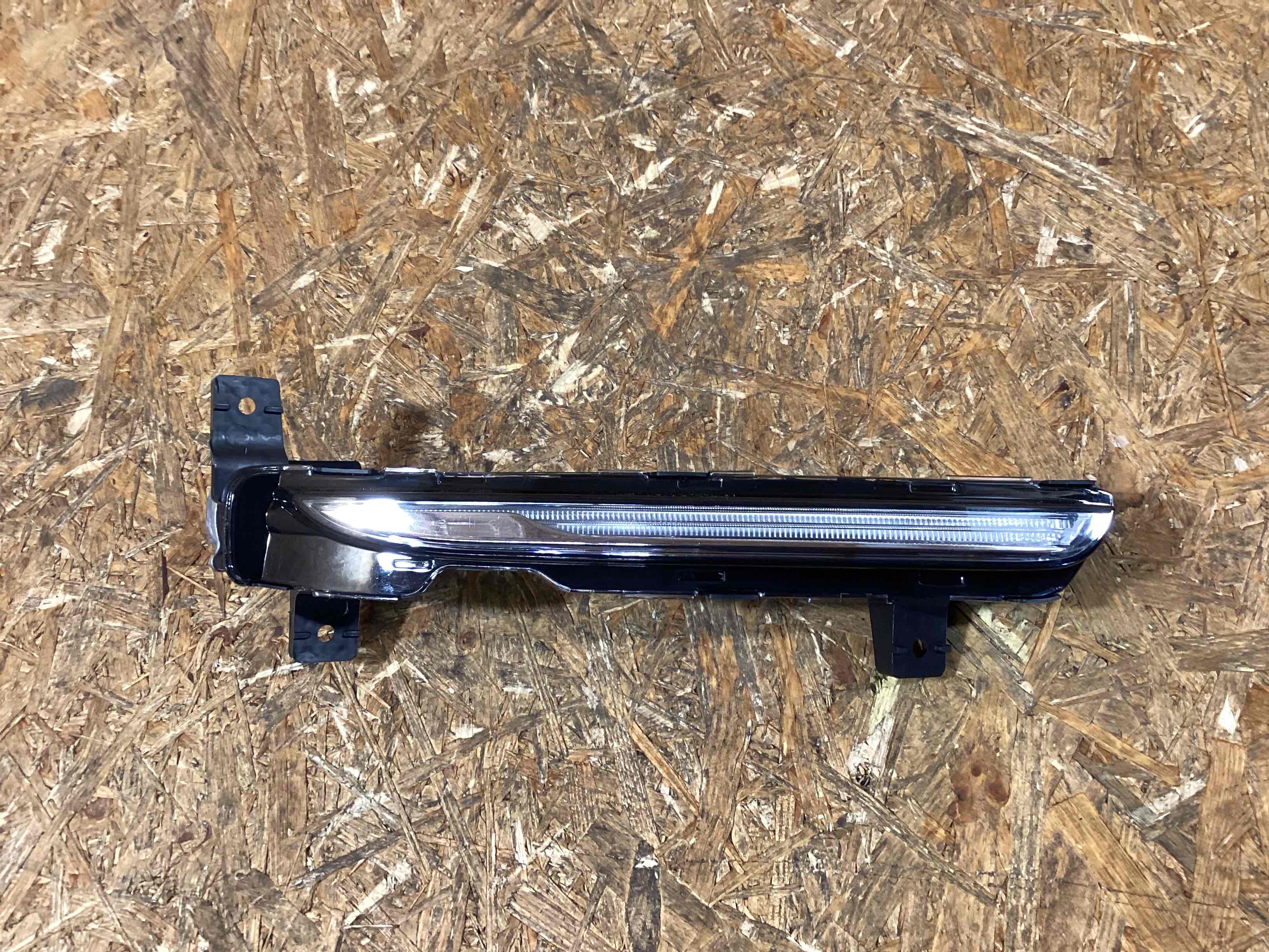 Фара противотуманная Porsche Boxster 718 040326-119