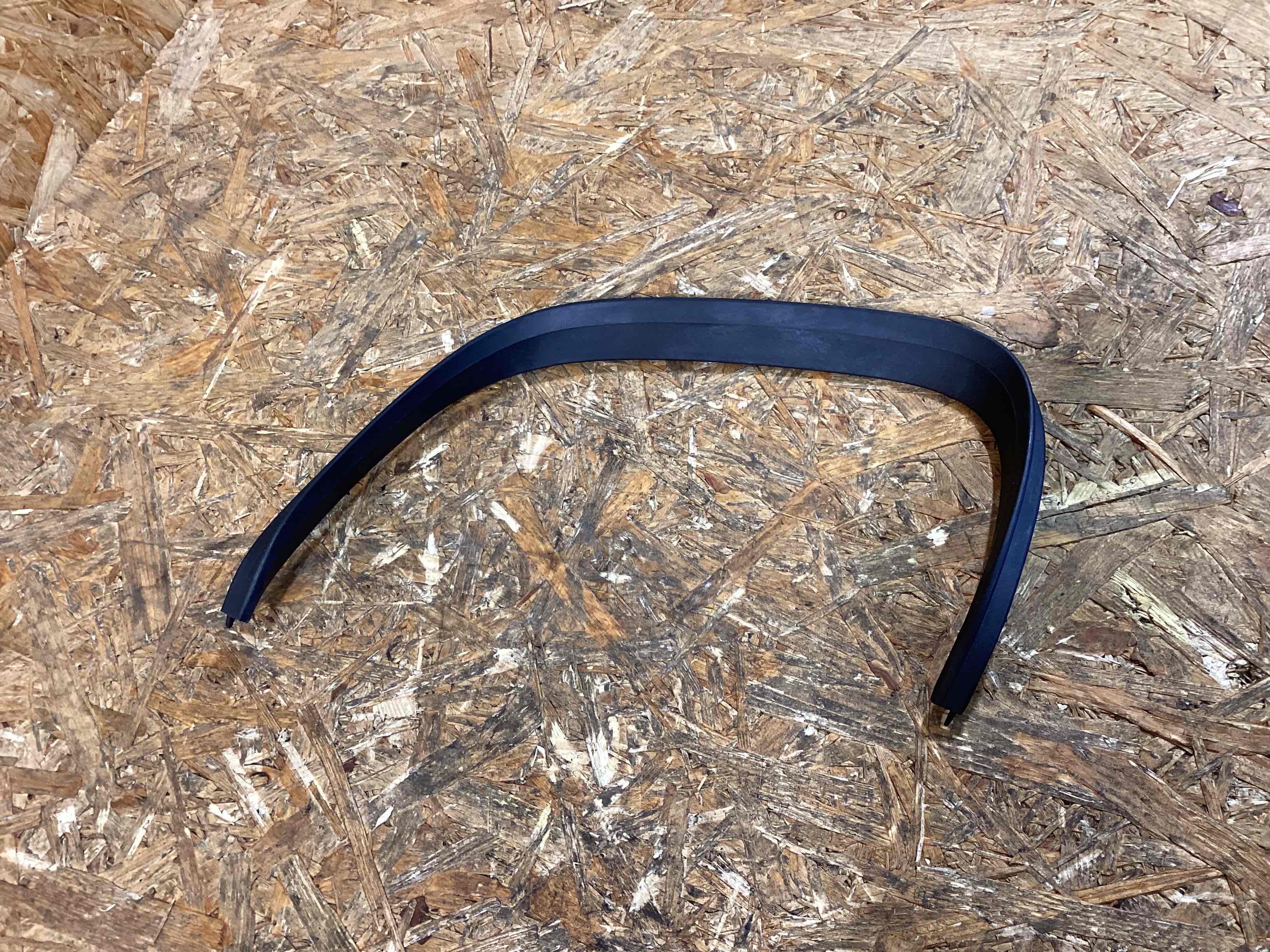 Заглушка, вставка (решетка) в бампер Porsche Macan 040326-130