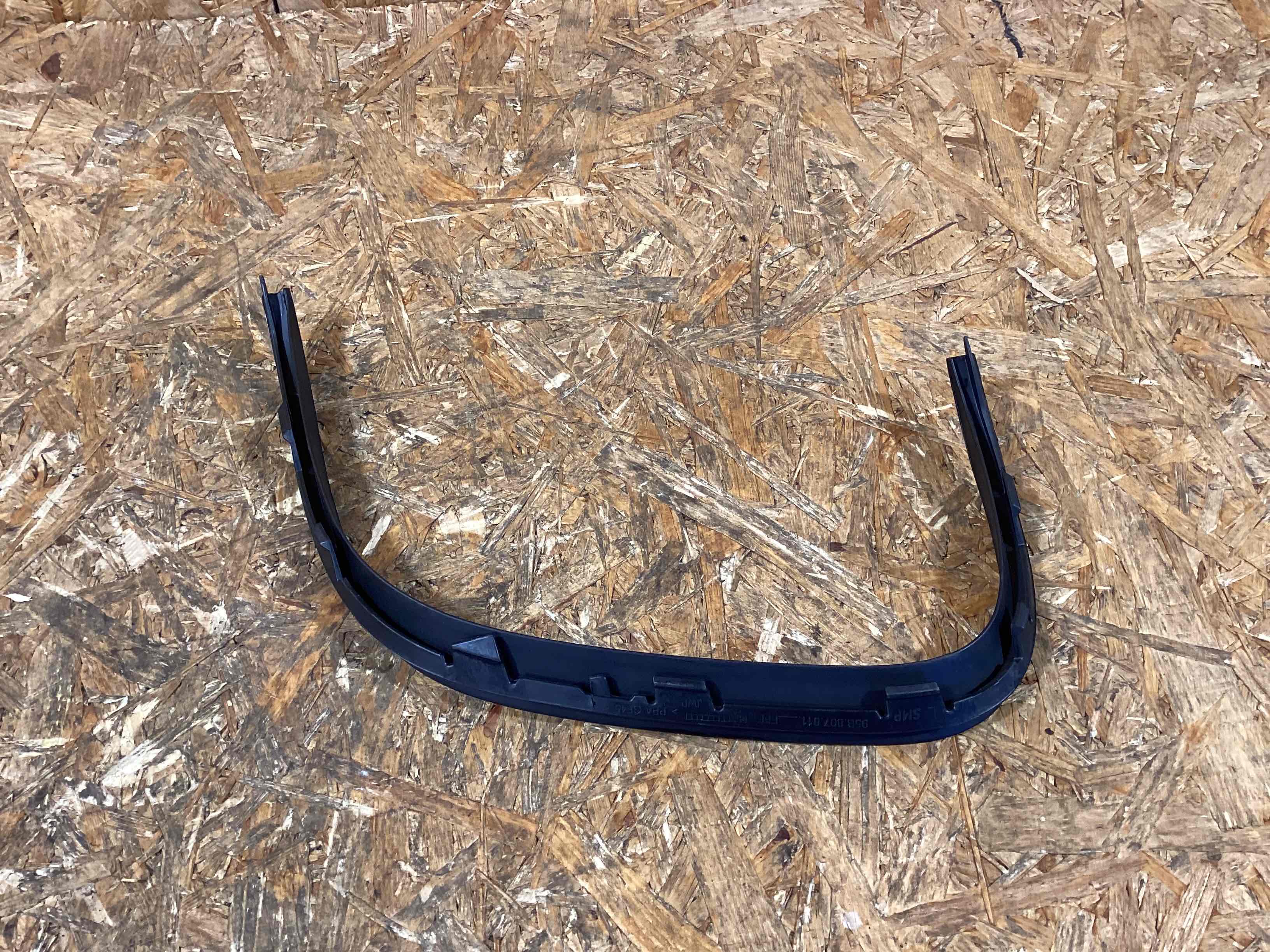 Заглушка, вставка (решетка) в бампер Porsche Macan 040326-130