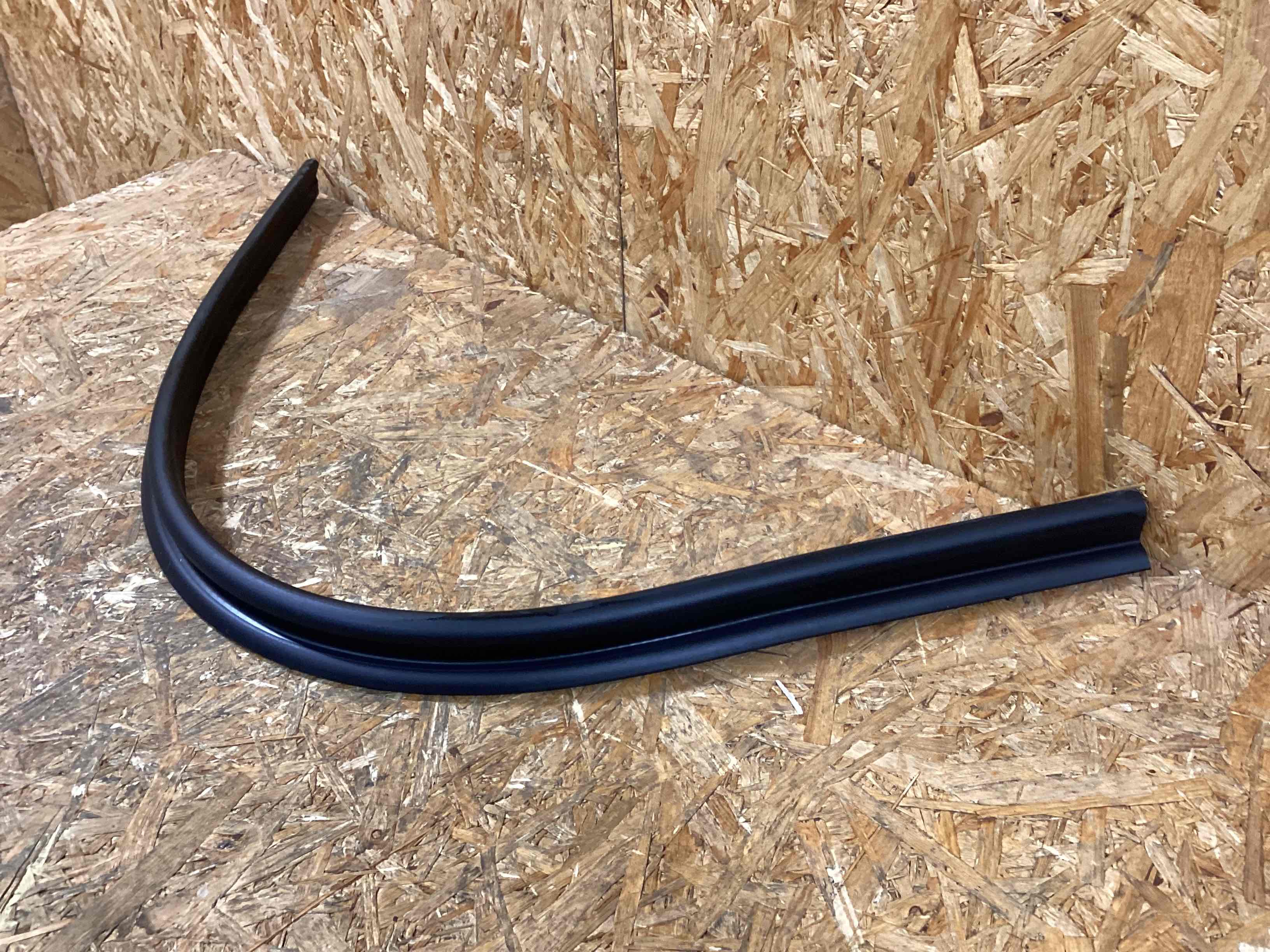 Уплотнитель, хомут Porsche Macan 040326-135